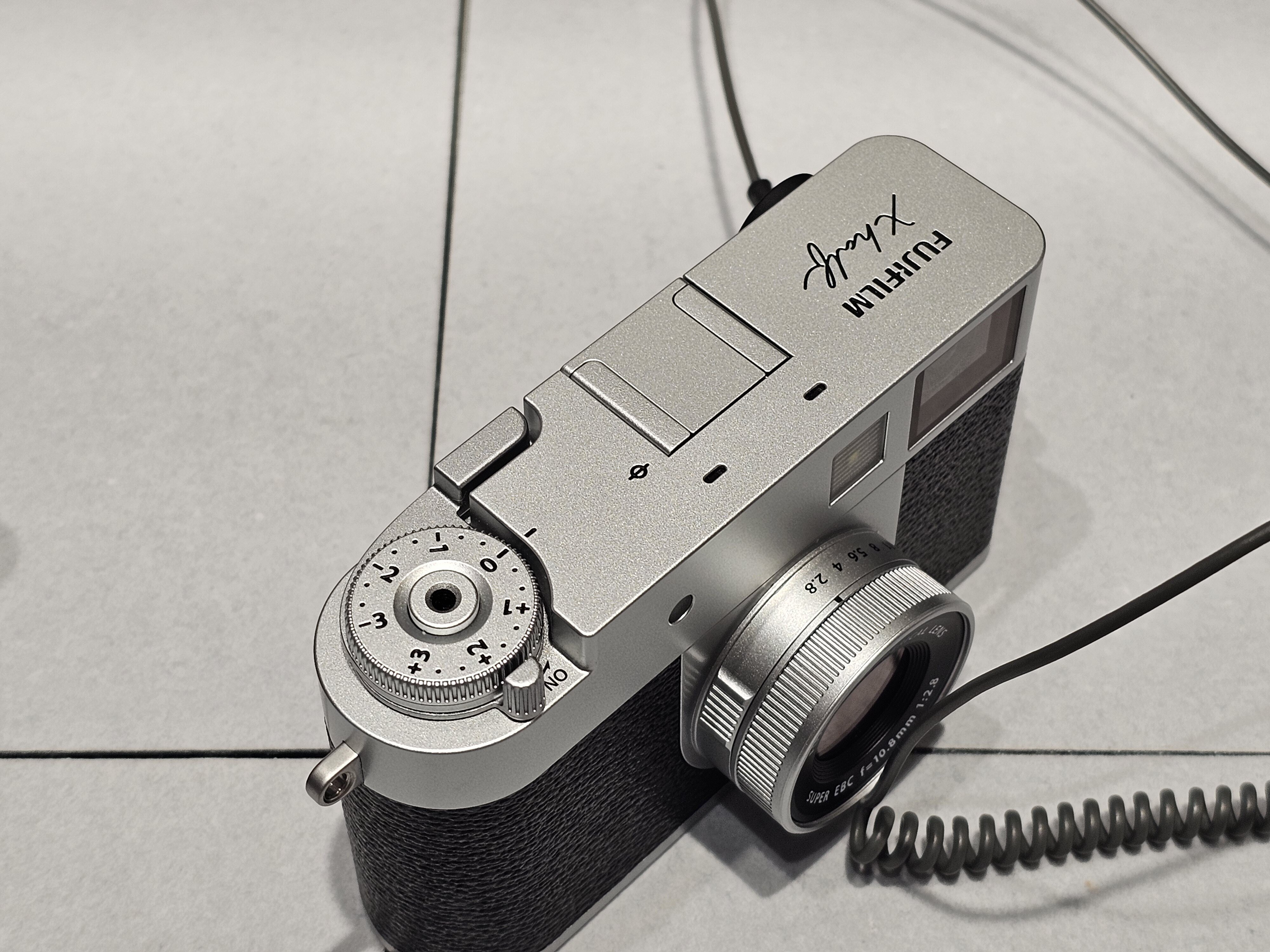 富士フィルムx-half(x-hf1)実機レポート｜AZUXQ