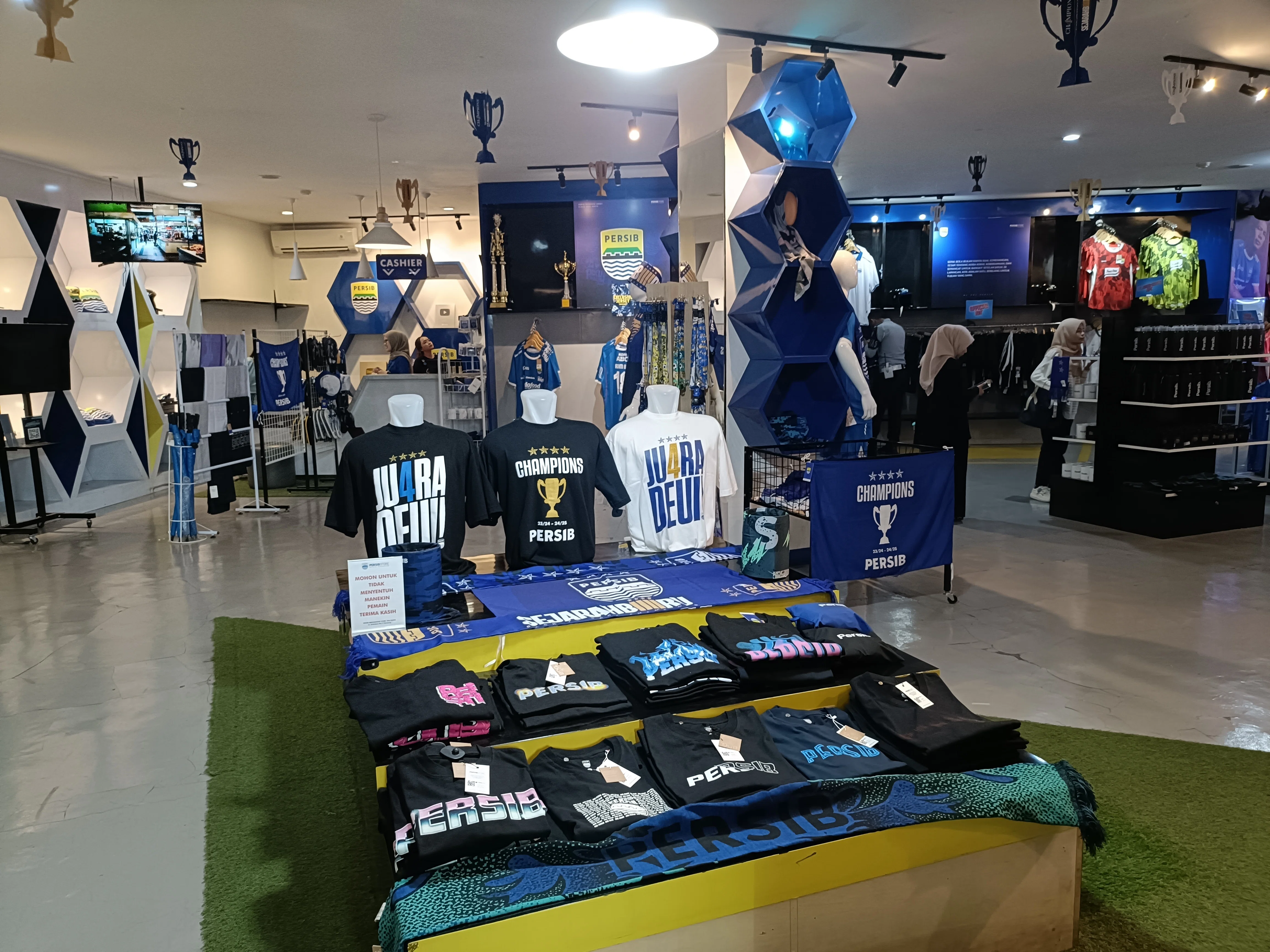 Congratulations: Persib Bandung Wins Back-to-Back Indonesian
