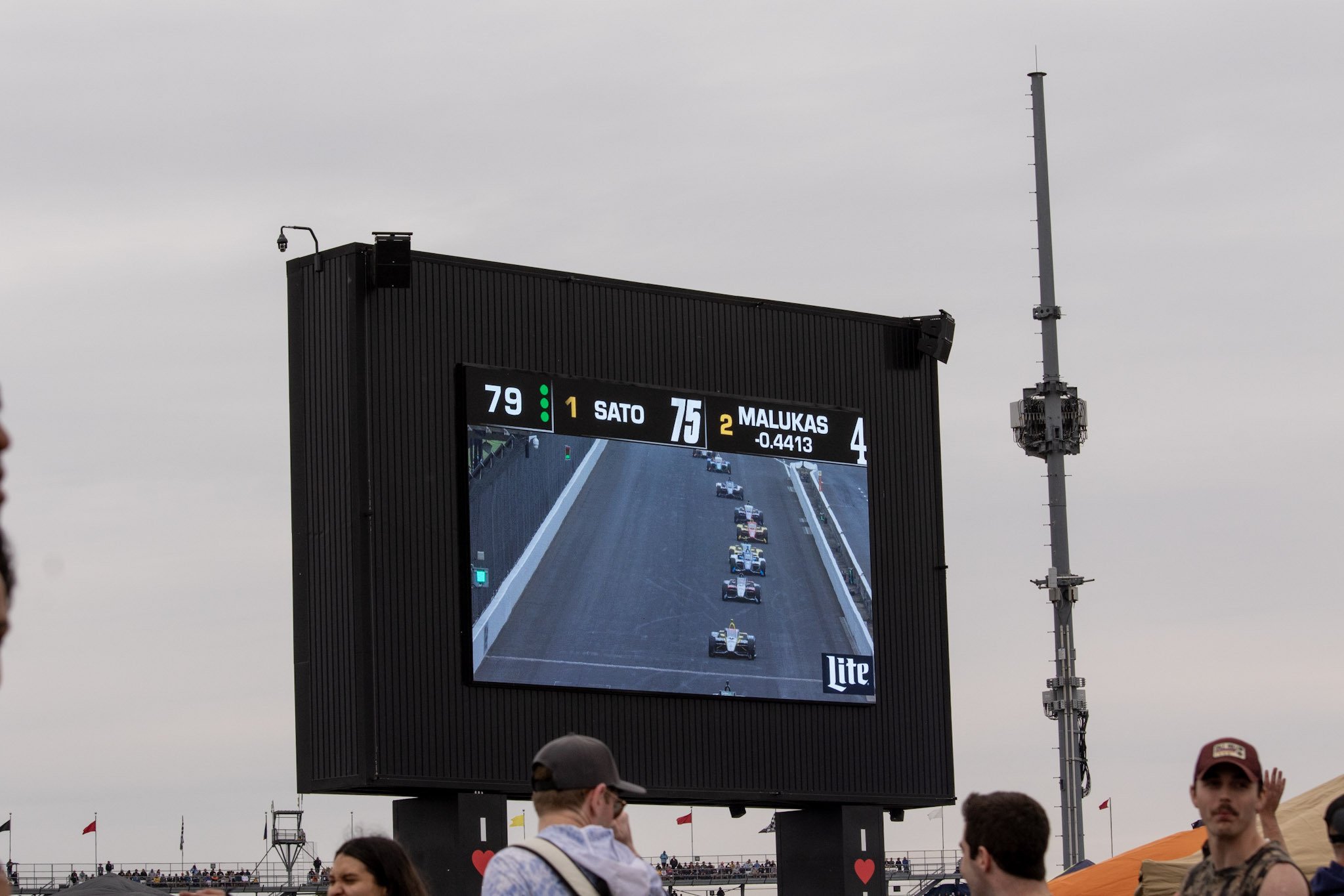 インディ500観戦記｜40万人が集うアメリカ最大の魔境｜Bison317