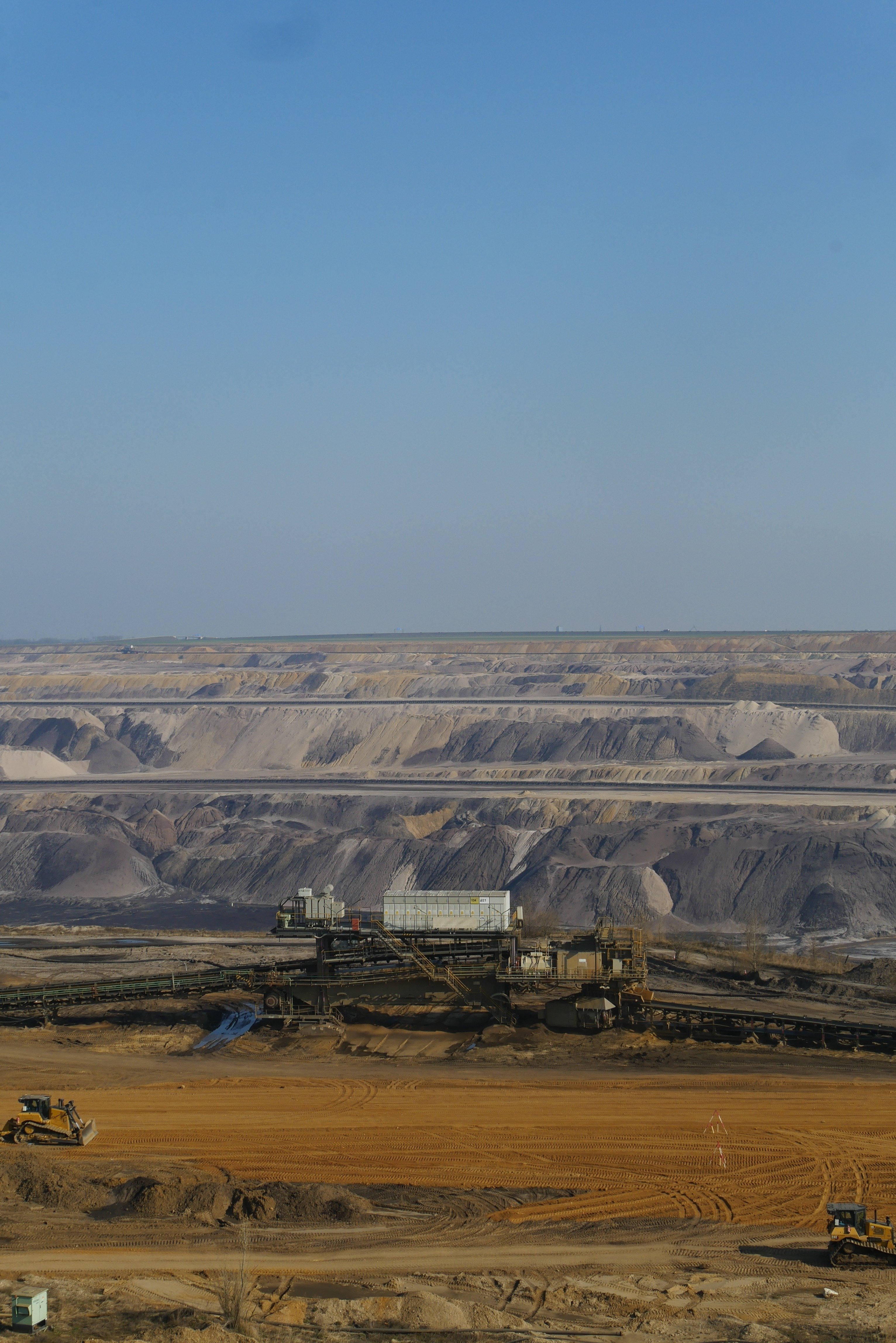 巨大重機に畏怖する。ガルツヴァイラーのオープンキャスト鉱山