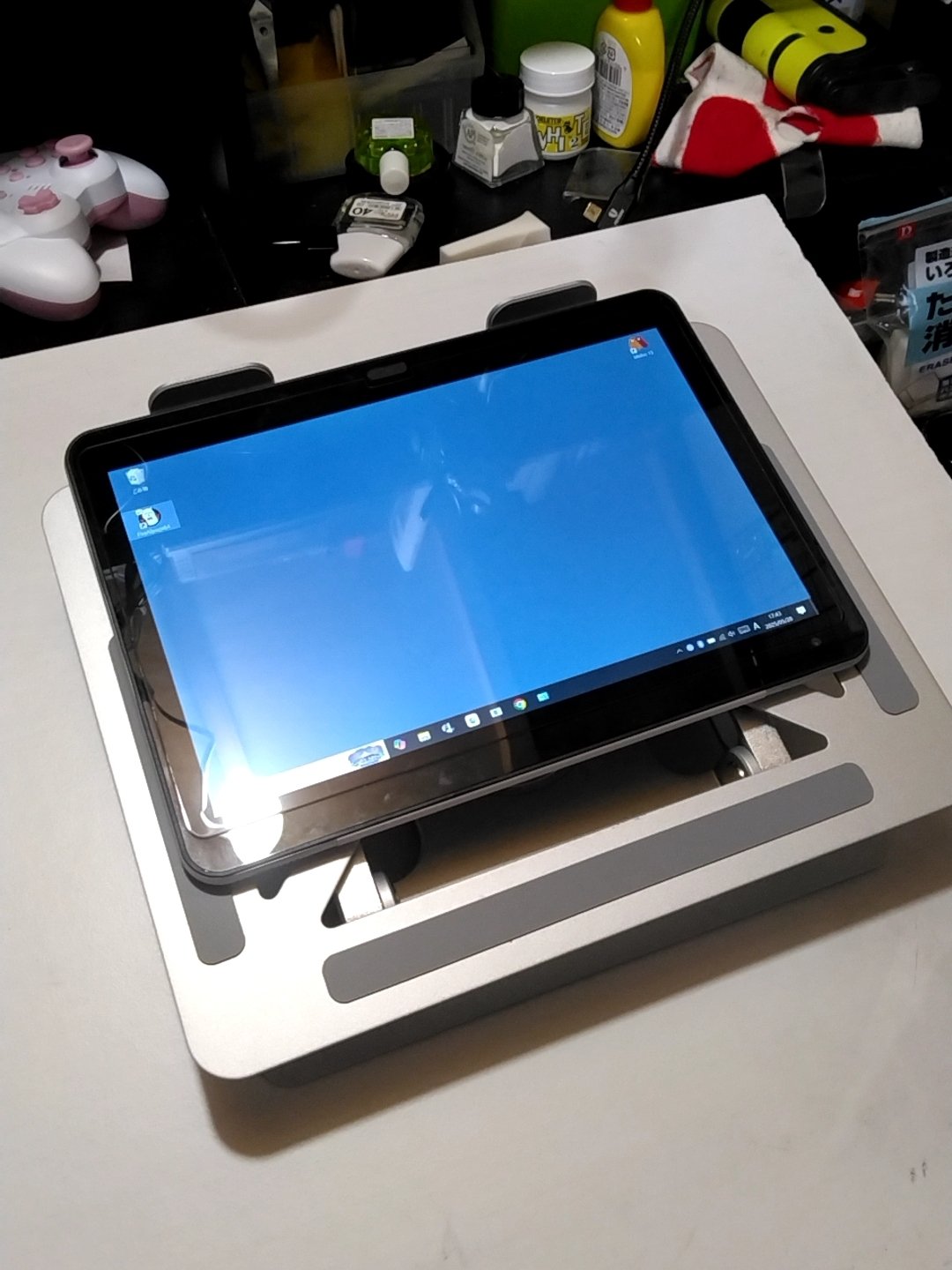 中古1万円Windowsタブレットのデジタルマンガ製作環境💻｜梅熊大介