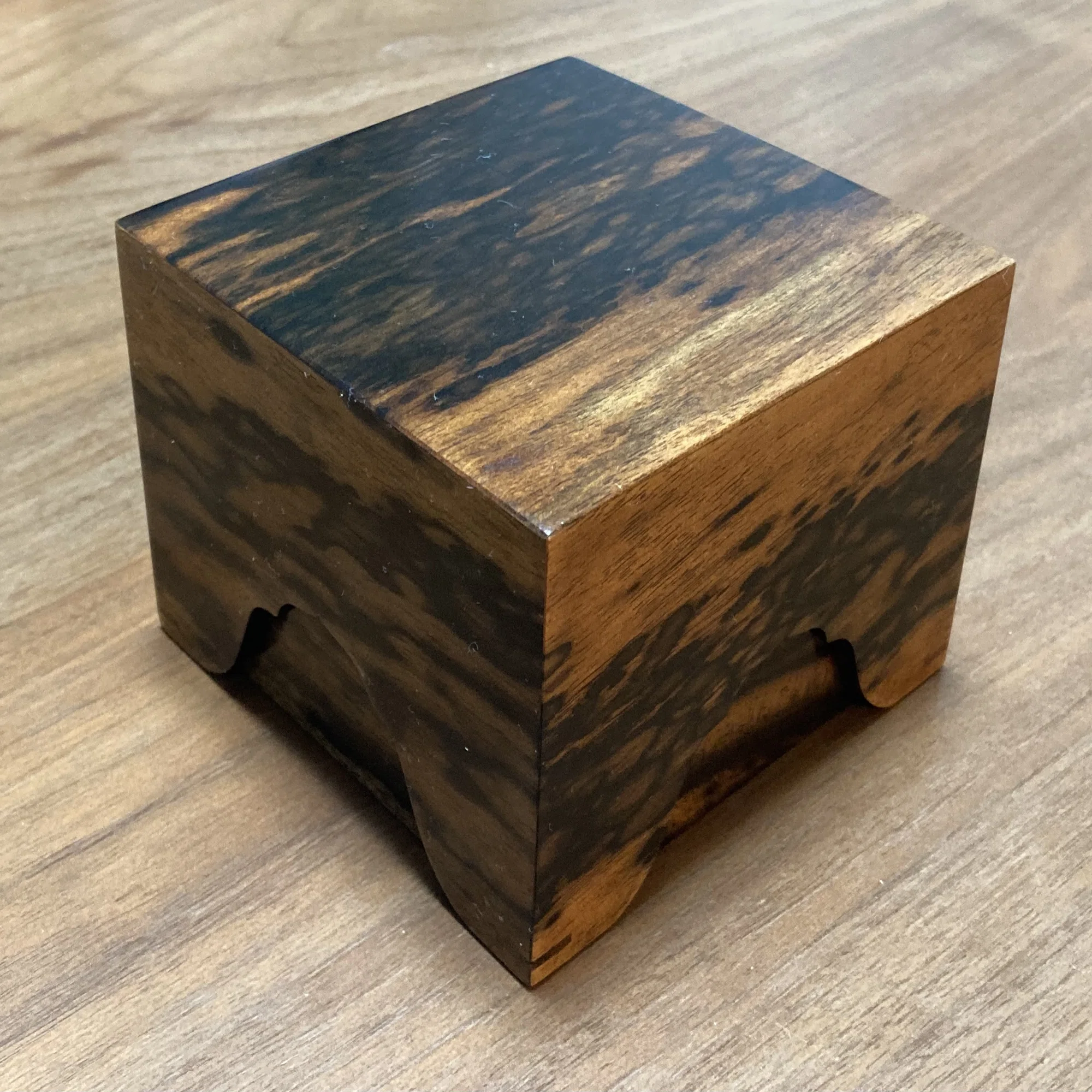 棋具について〜黒柿などの銘木｜UN-NYU