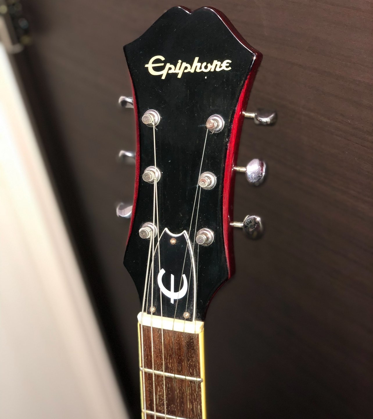 エピフォンカジノ韓国ピアレスセミアコギター 3. Epiphone Casino 韓国製 Peerless plant｜Atrai Lennon