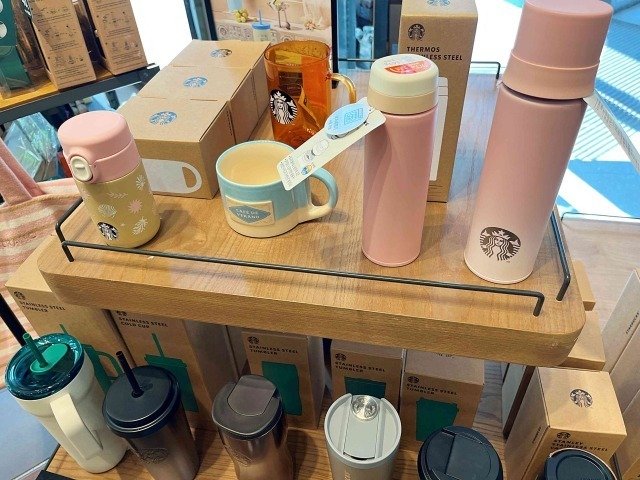韓国 STARBUCKS LACOSTE Starbucks Korea X Lacoste 2025 Summer Frequency - Multiple