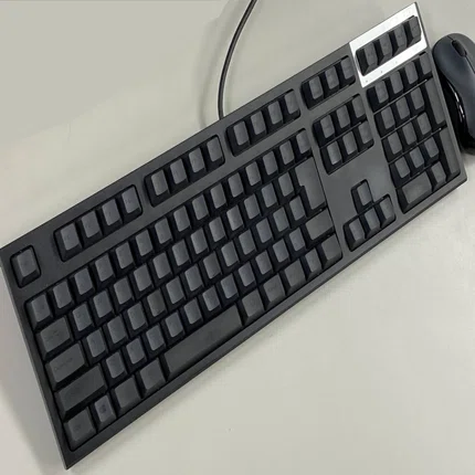 REALFORCEのキー荷重30gと45g、長年使ってわかった正直な感想｜あき山