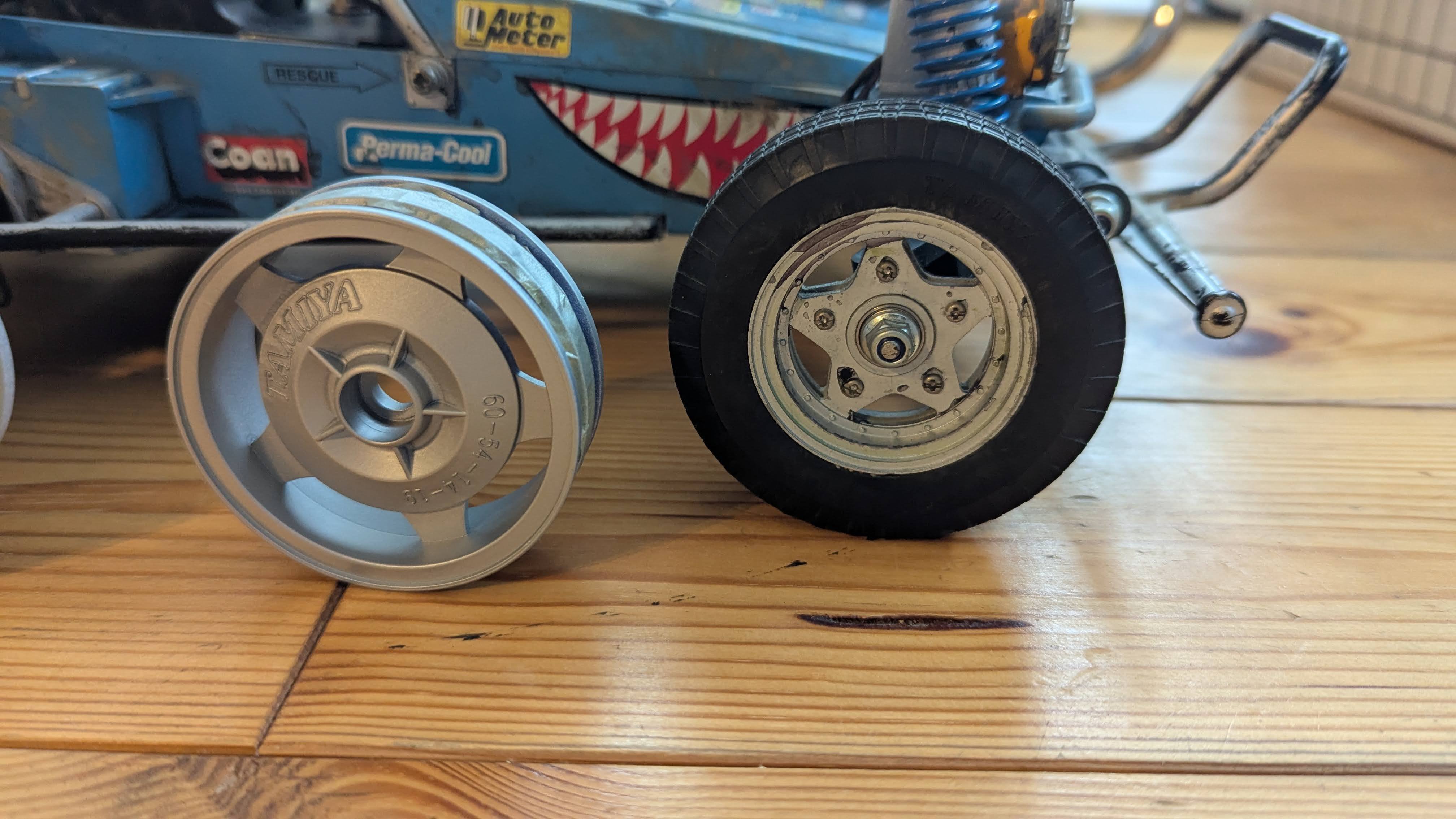 アタックバギーのタイヤを変えよう｜huaaNOTE