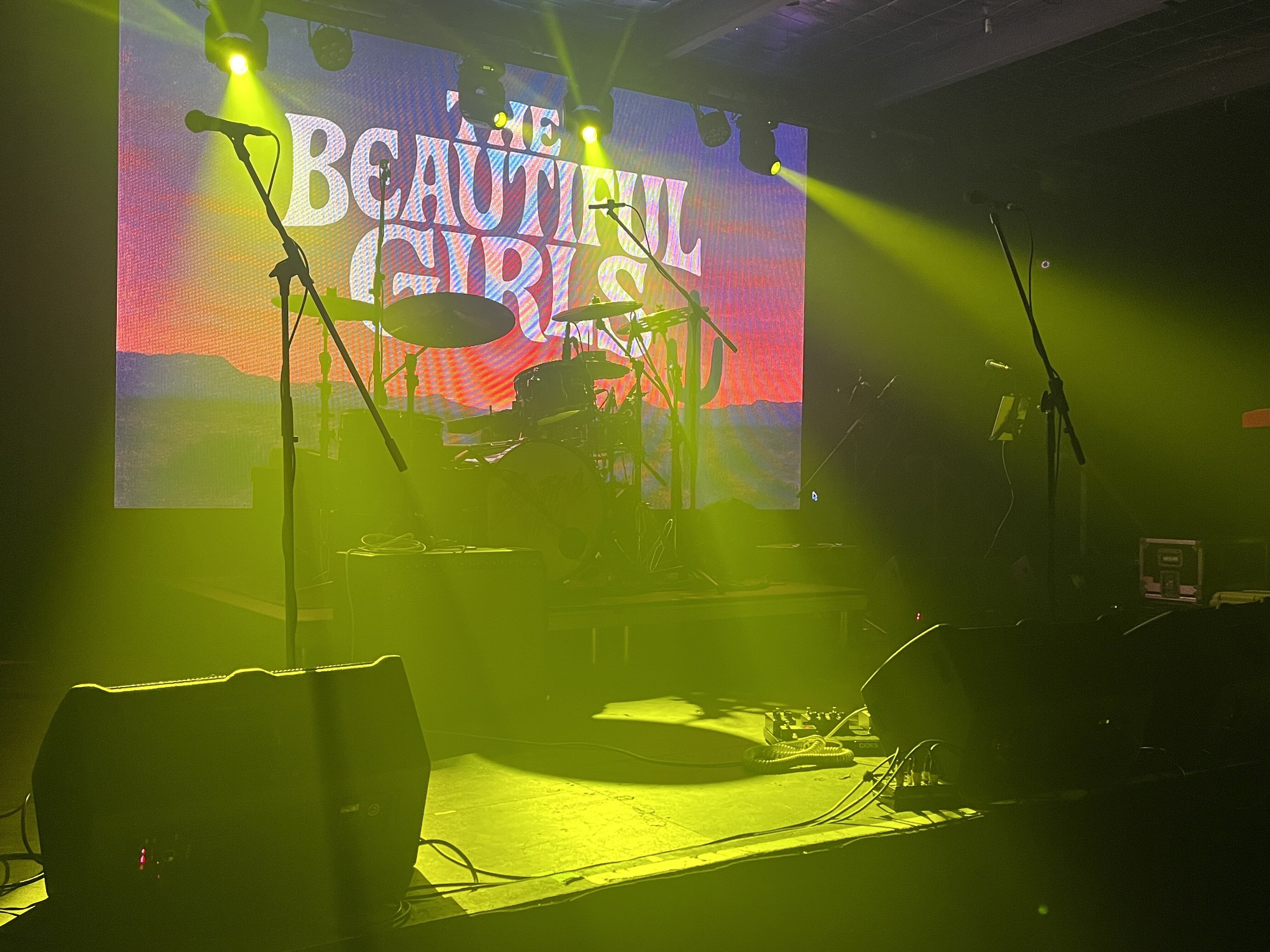 ザ・ビューティフル・ガールズのライブに行ってきた/ワーホリ備忘録｜Yuji