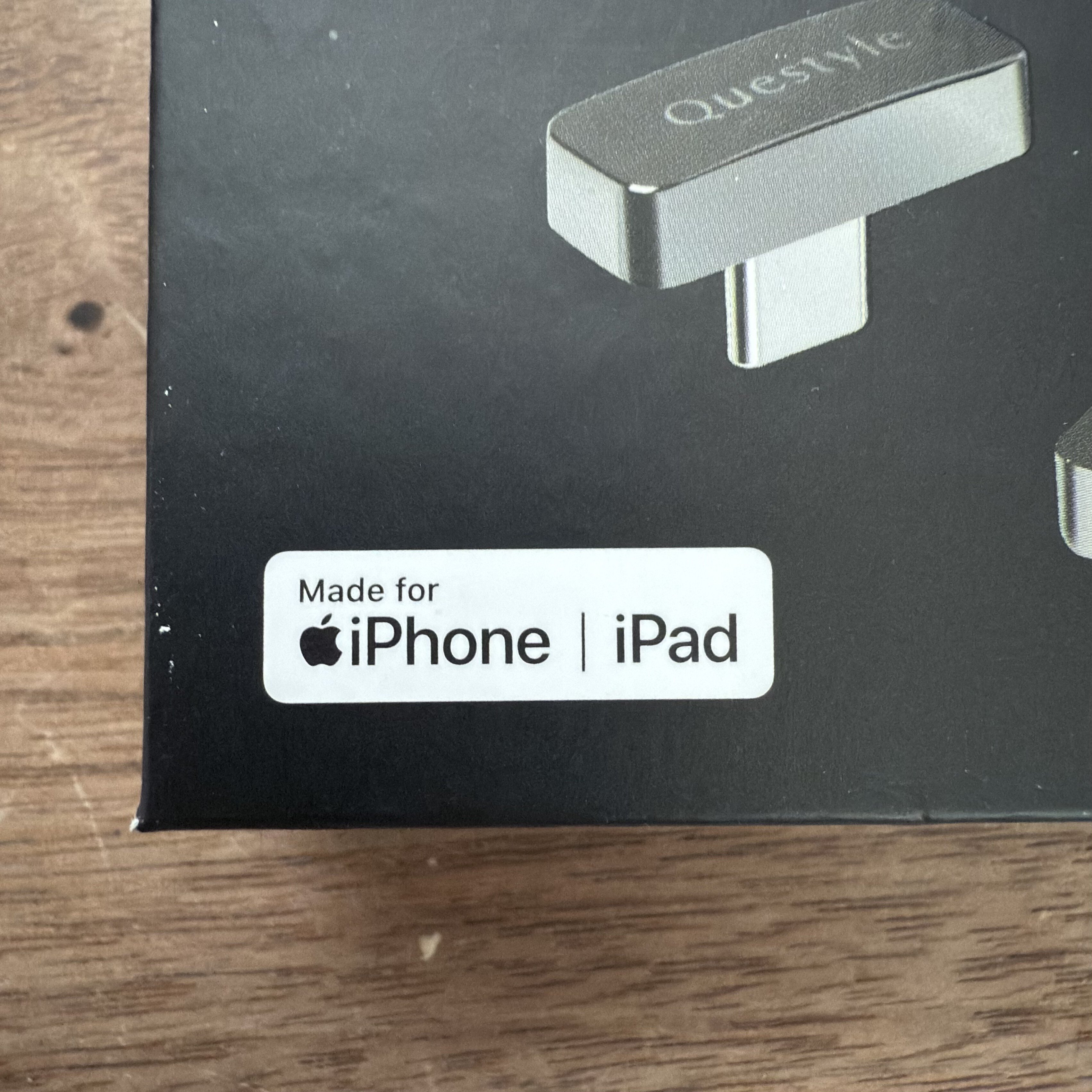 Questyle QCC Dongle Pro」 iPhoneとワイヤレスイヤホンとの接続