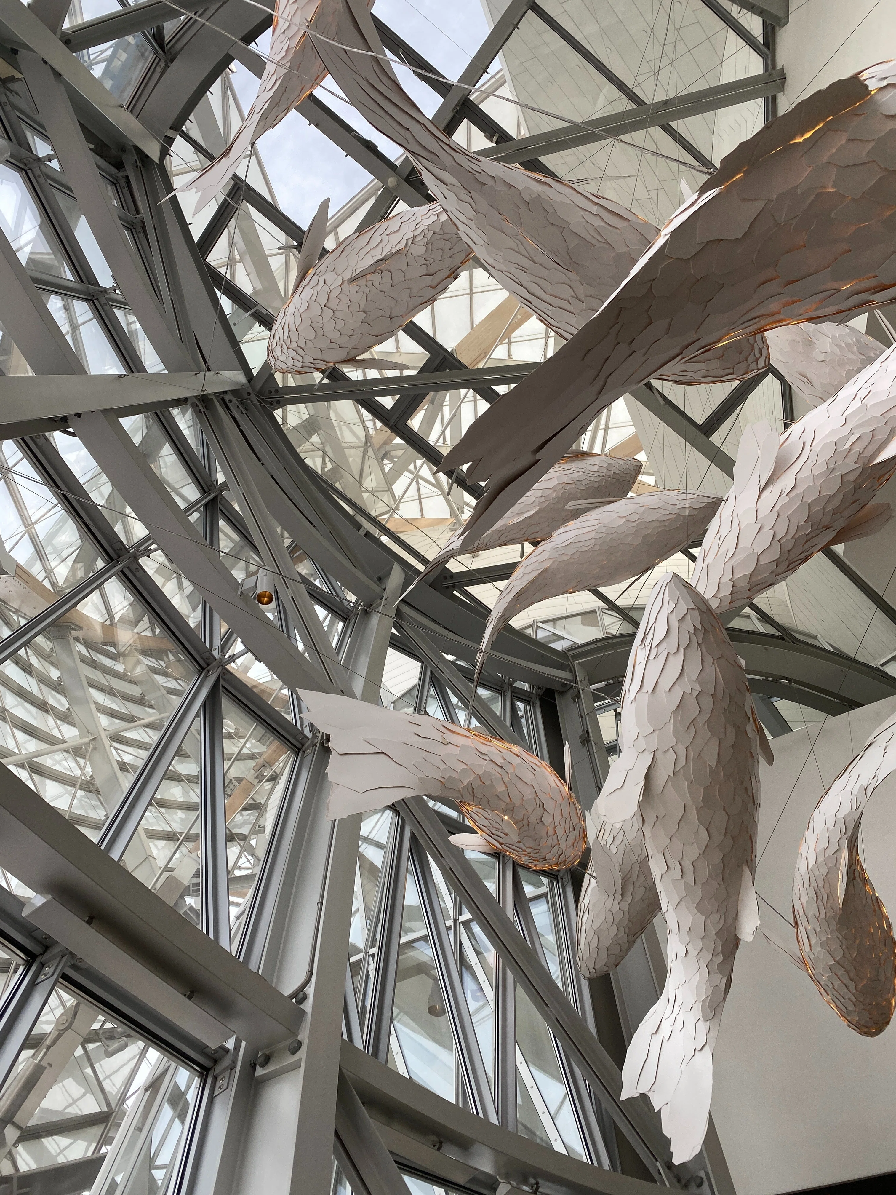 パリの海獣に会いに。FONDATION LOUIS VUITTON building by Frank