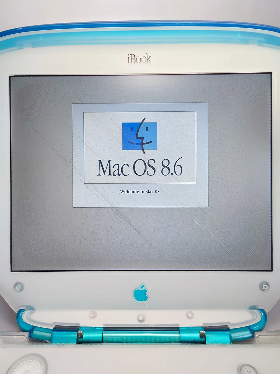[Retro Mac] I tried booting up a 20-year-old iBook G3 Clamshell | A ...