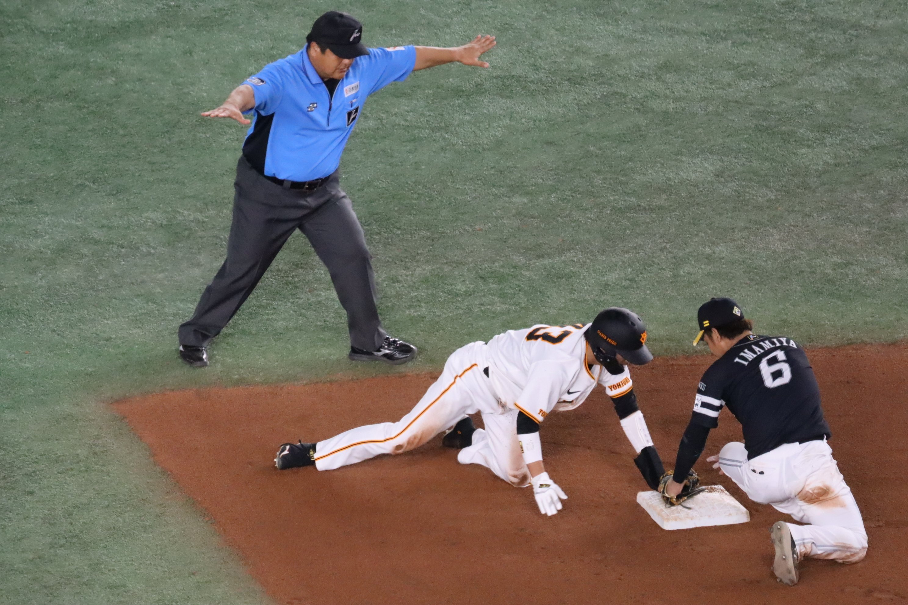 野球の審判 全球入魂! プロ野球審判の真実 | 山崎 夏生 |本 | 通販 | Amazon