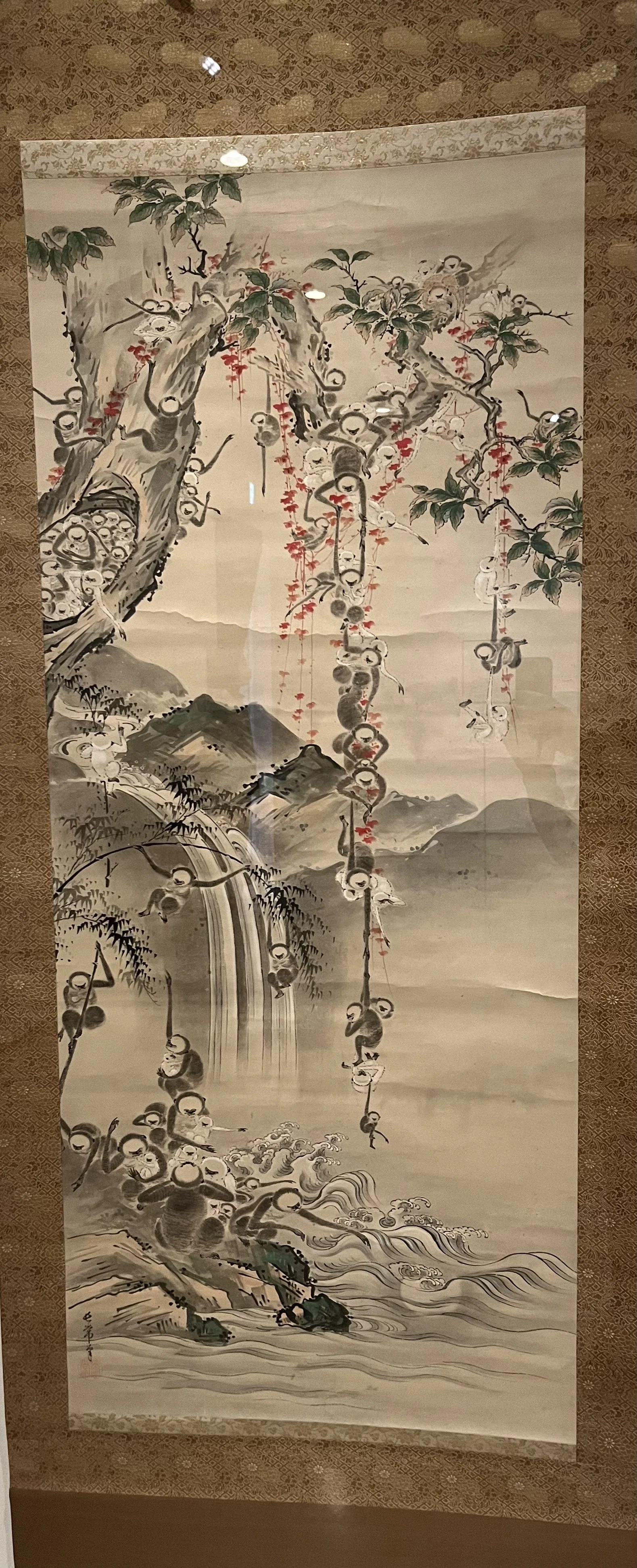 伊丹ミュージアム「動物画譚展」｜物語の中の動物たち｜大和愛