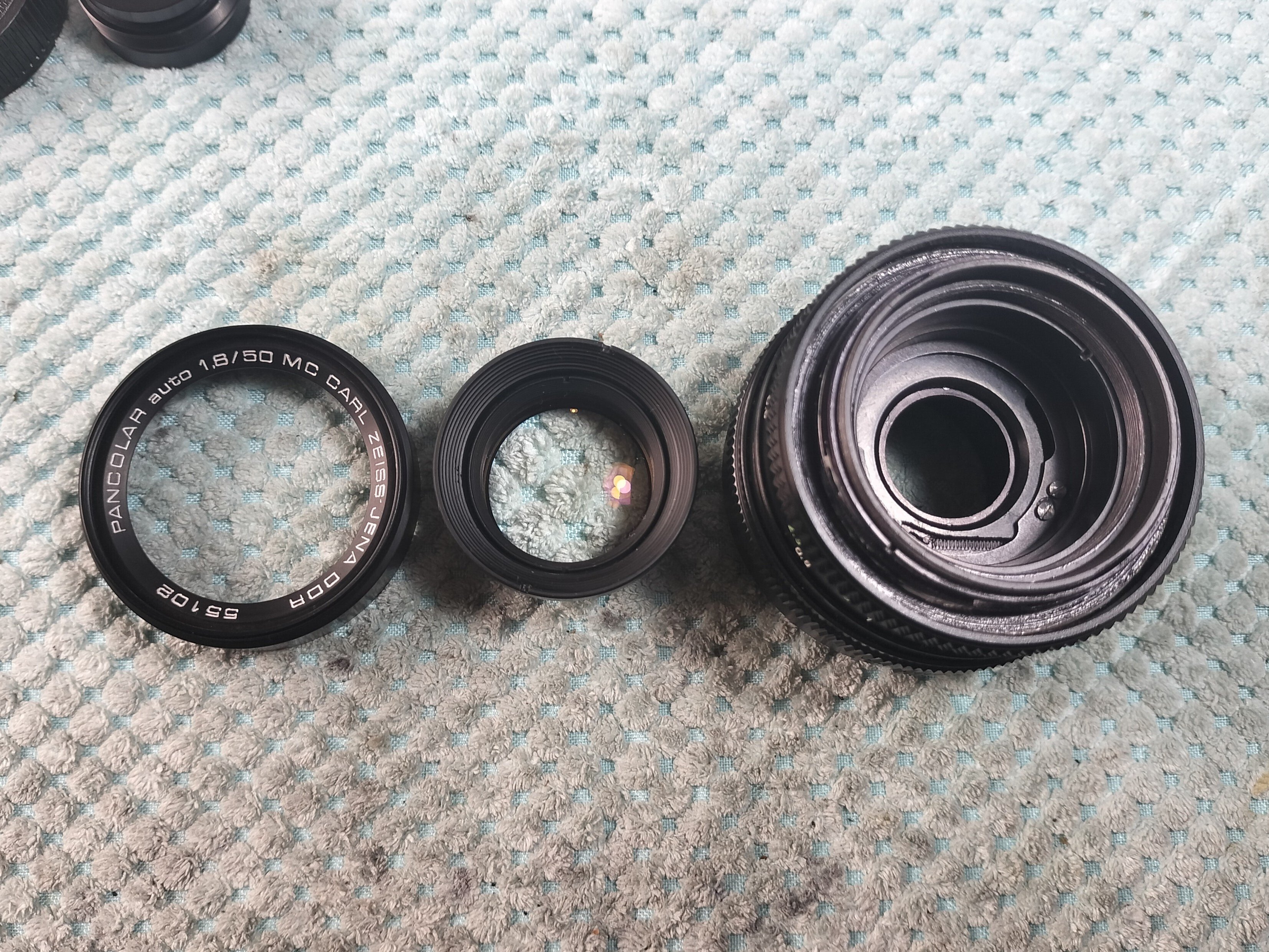 Carl Zeiss Jena DDR MC Pancolar 50mm F1.8の分解｜フィルムカメラ