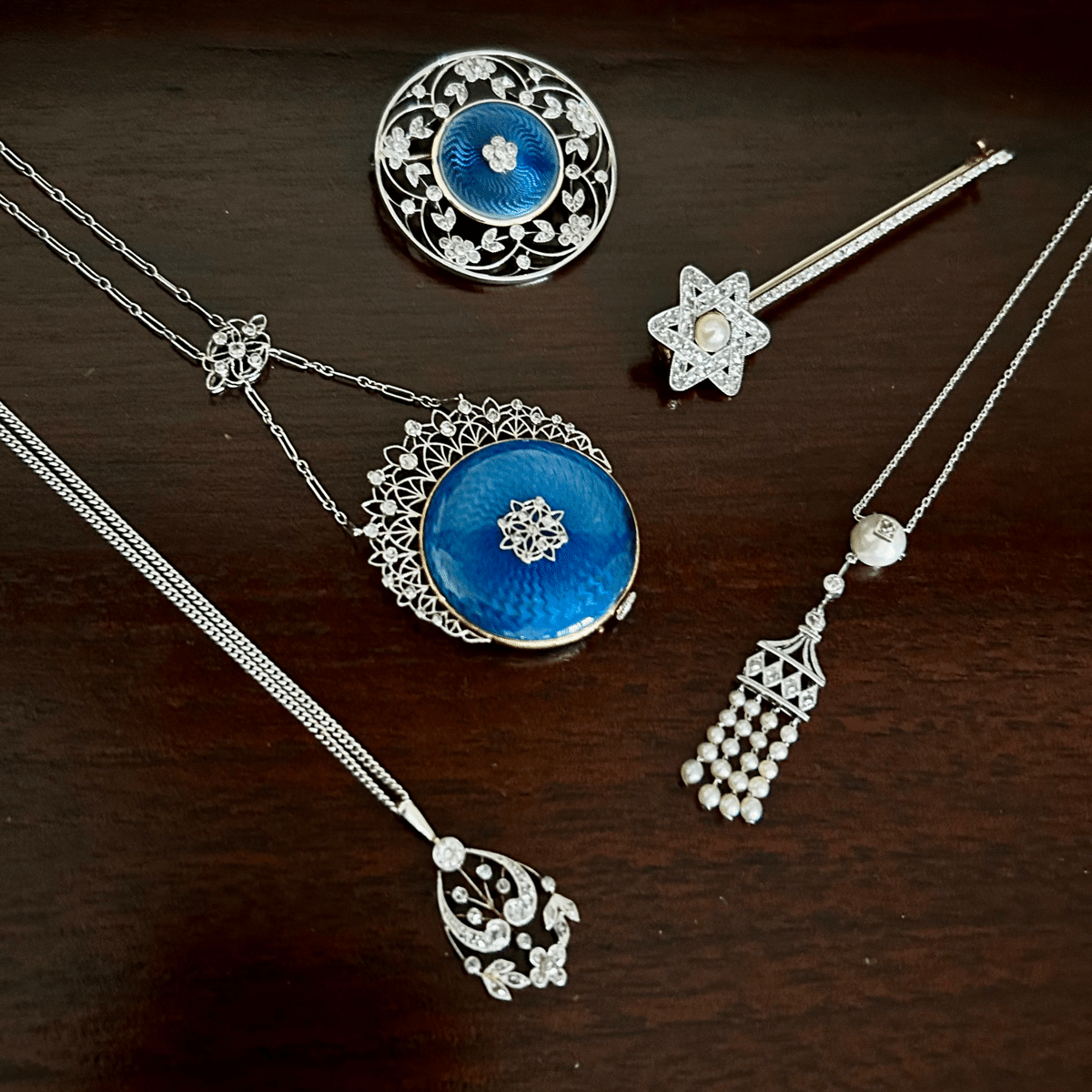 黒田 美紀のアンティーク・ストーリーギロッシェ・エナメル