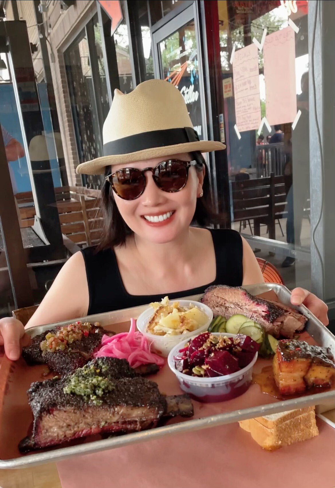 BBQ Hopping in Texas 2025｜食べるAIちゃん