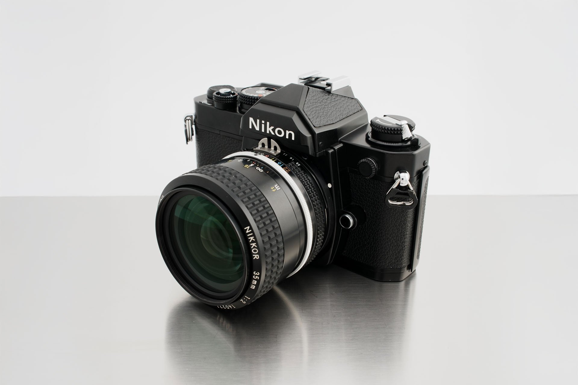 m*m様 Nikon FMフィルムカメラ/レンズ4個/テレプラス/フラッシュ他 m*m様 Nikon FMフィルムカメラ/レンズ4個/テレプラス/フラッシュ他