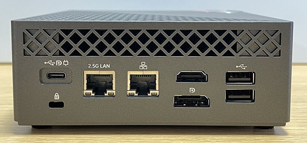 SkyBarium、Ryzen 7 5825U搭載のミニPCが 38,900円。電源はUSB-C