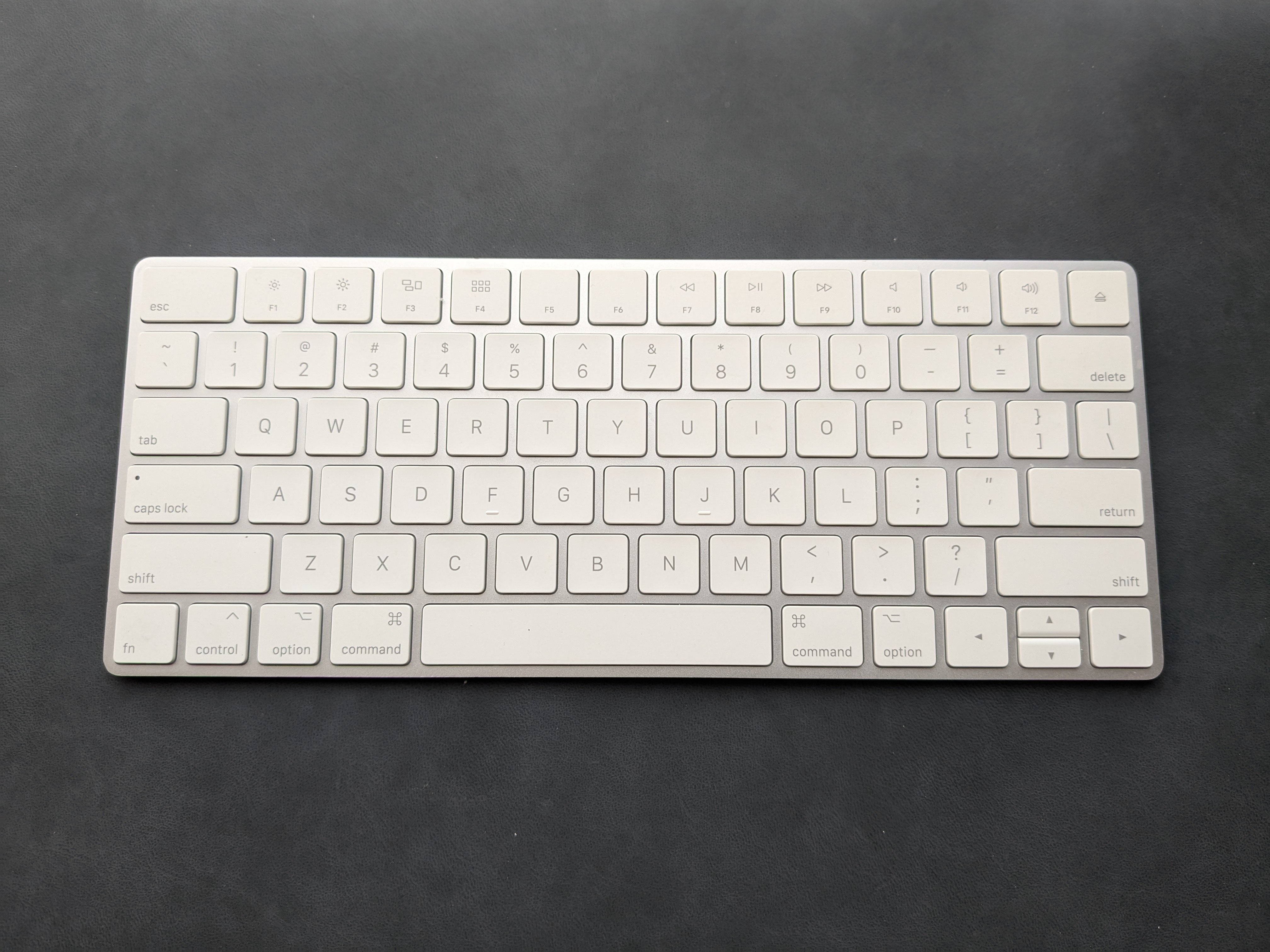 メンブレン+シザー方式で無線分割キーボードを自作した話｜cop