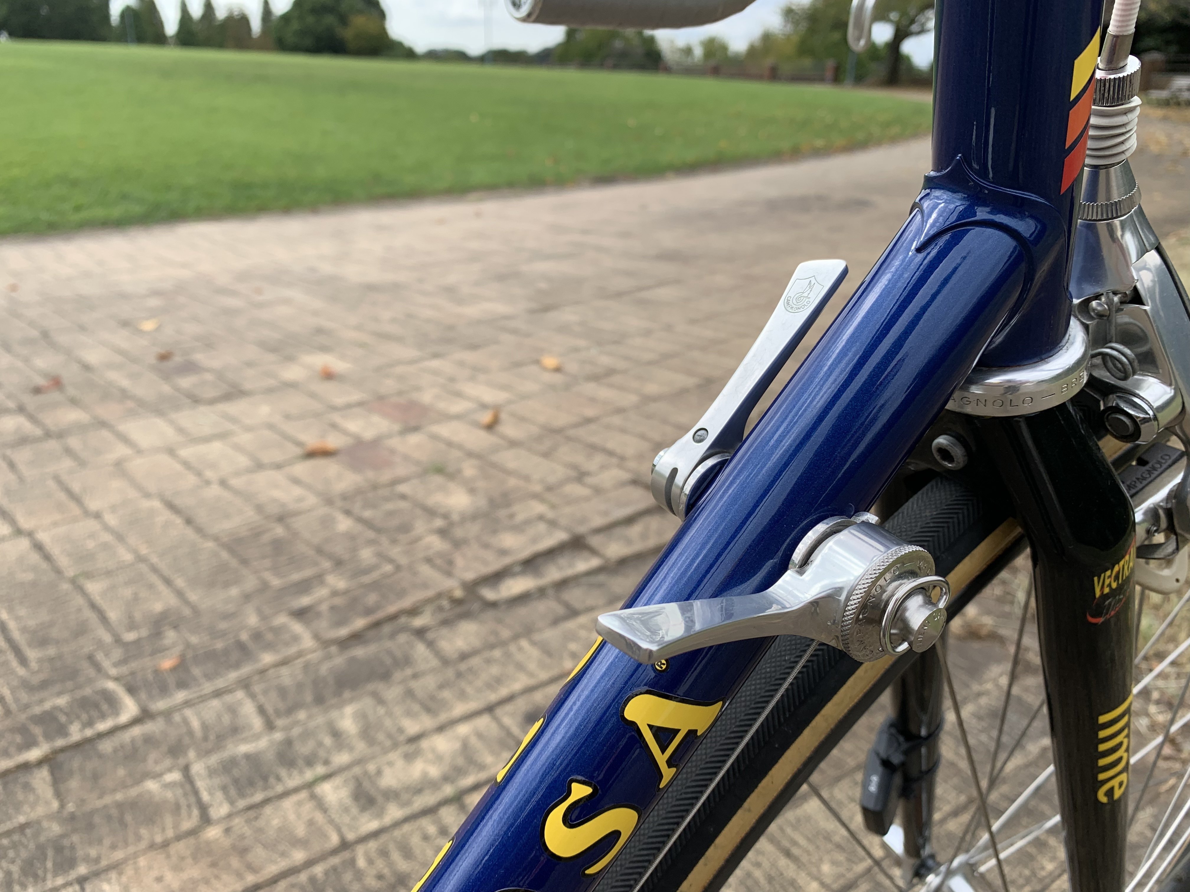 【送料込】美品‼️LOOK565カーボン　オマケ追加しました 送料込】美品‼️LOOK565カーボン オマケ追加しました 2025年最新