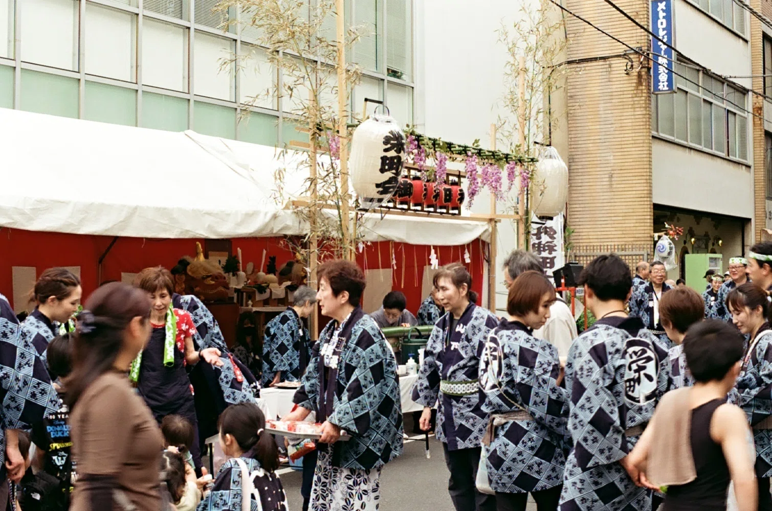 31．Yashica FX-3 SUPER2000をお供に上野・神田祭を巡る＜スナップ＞｜神成