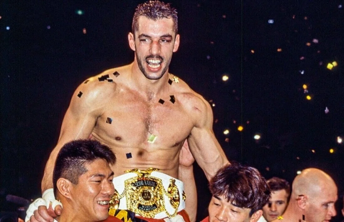 ⚫︎直筆サイン入り⚫︎ K-1 BURNING 2004 公式ポスター / 武蔵 ⚫︎直筆サイン入り⚫︎ K-1 BURNING 2004 公式ポスター / 武蔵 Yahoo