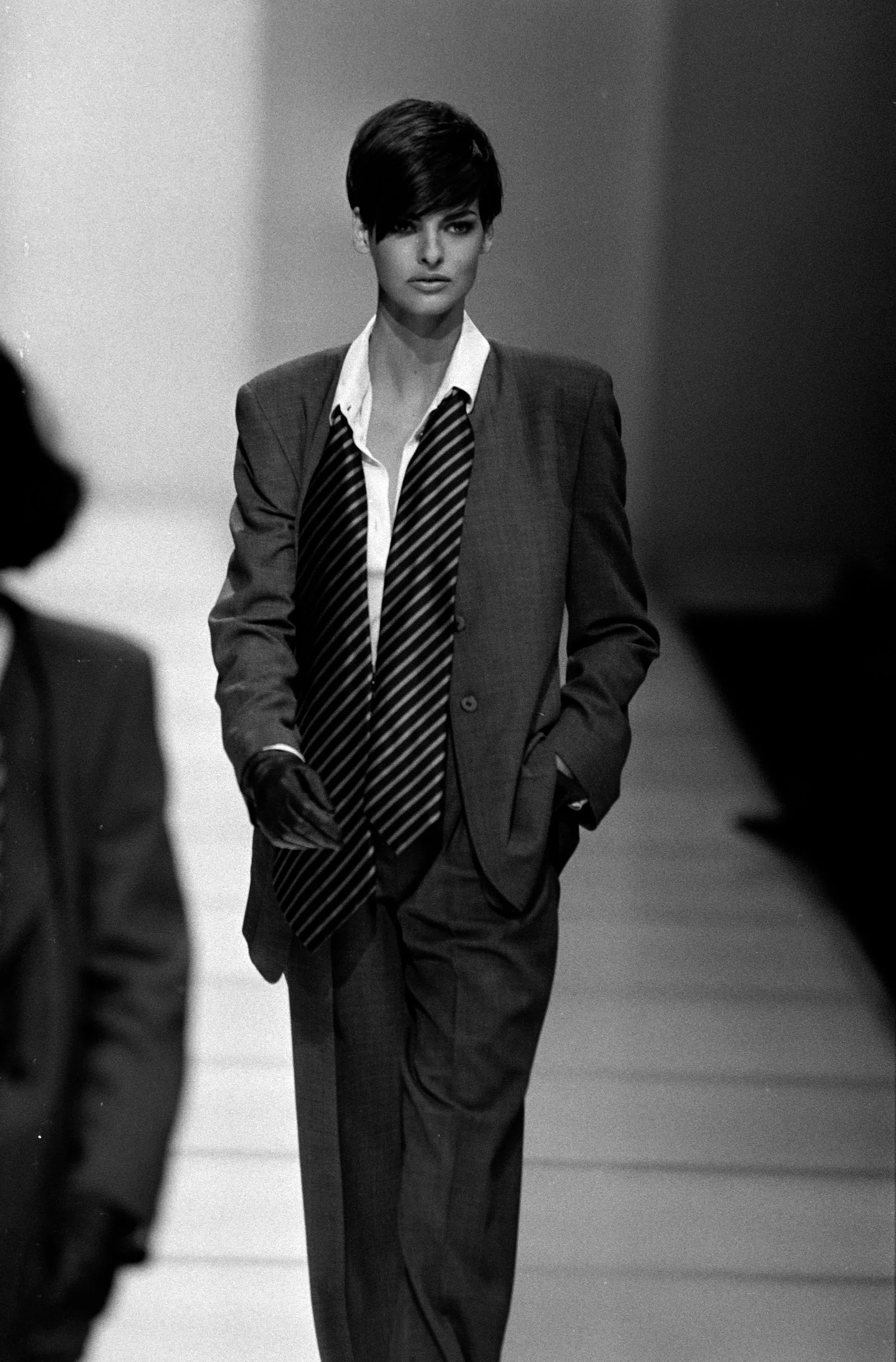 ジョルジオ アルマーニ(GIORGIO ARMANI)コレクション一覧｜ELLE［エル