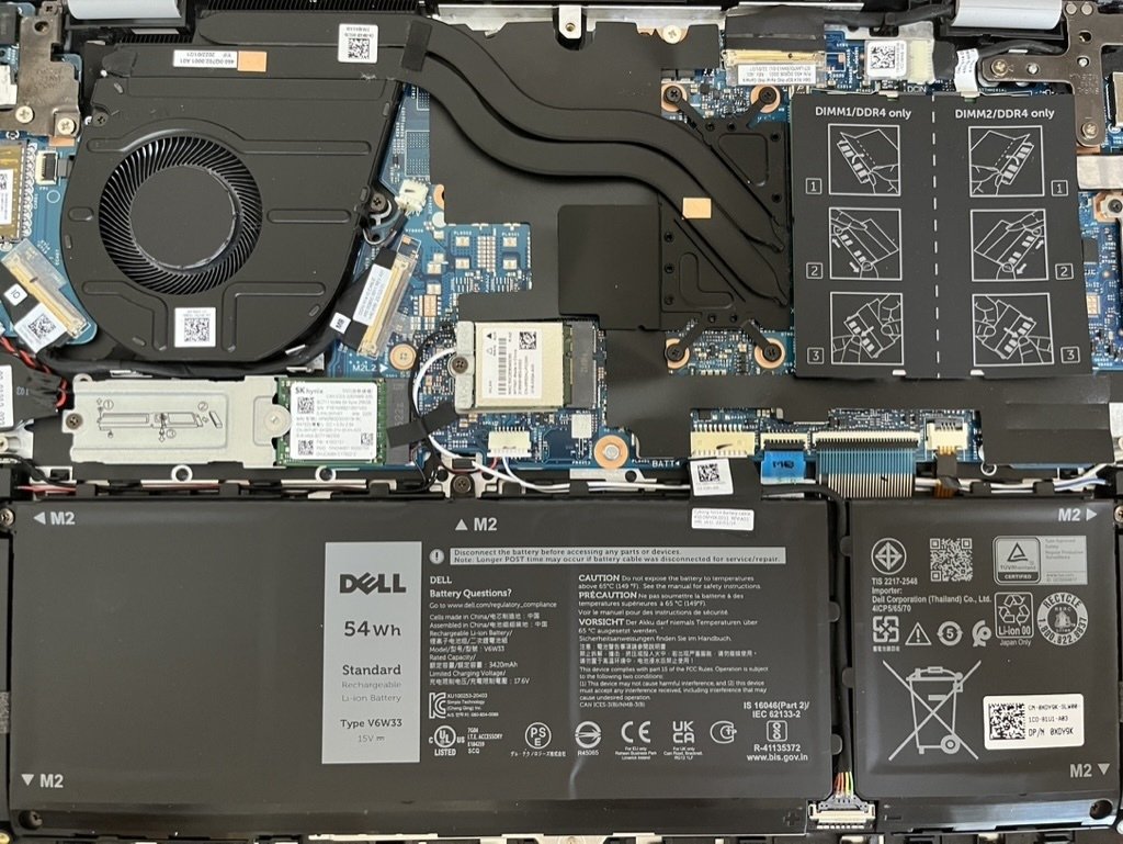 DELL Inspiron 14 5425のメモリ追加とストレージ交換｜motoharu