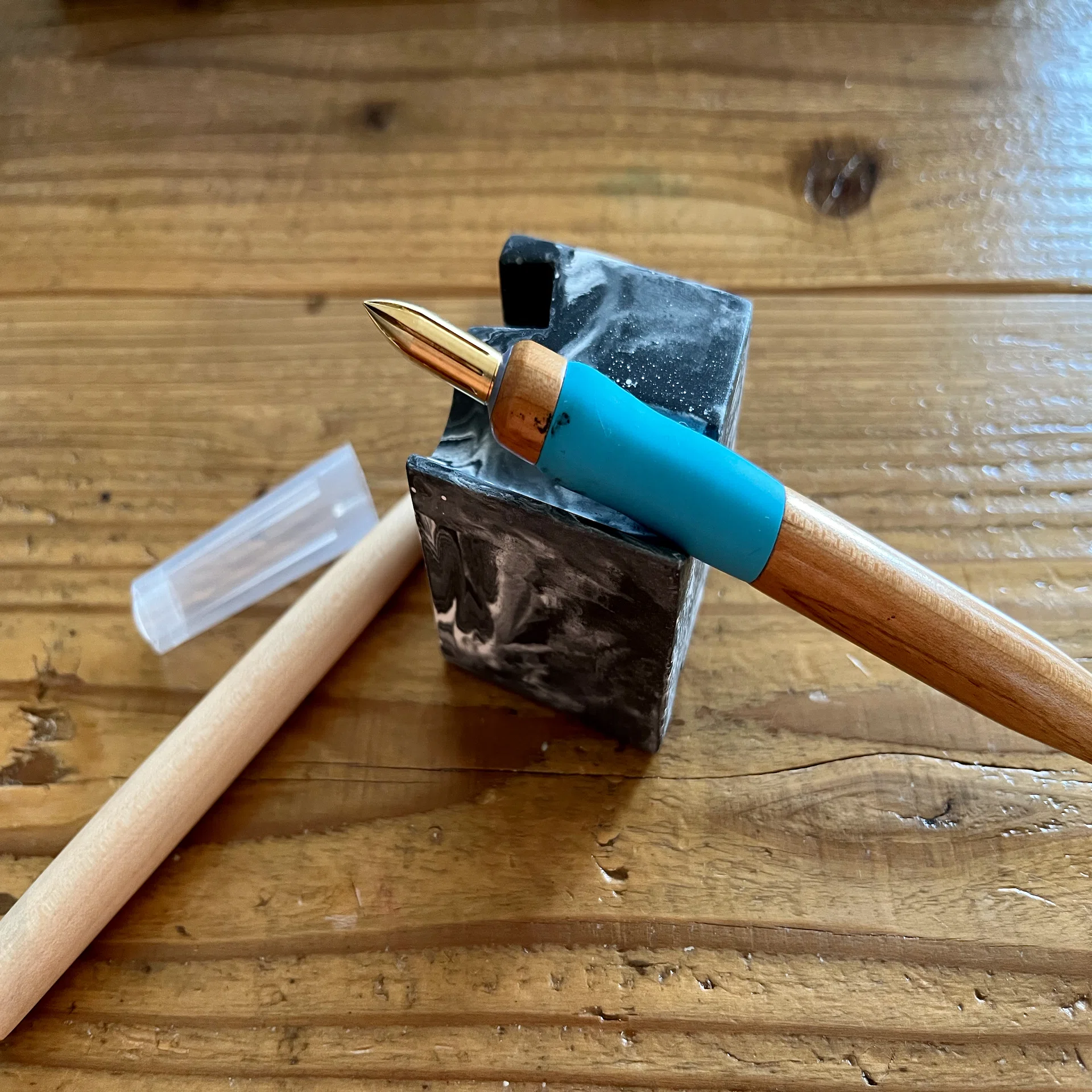 書く、描く、塗る。カキモリのメタルニブでインク遊び｜サルぶん。