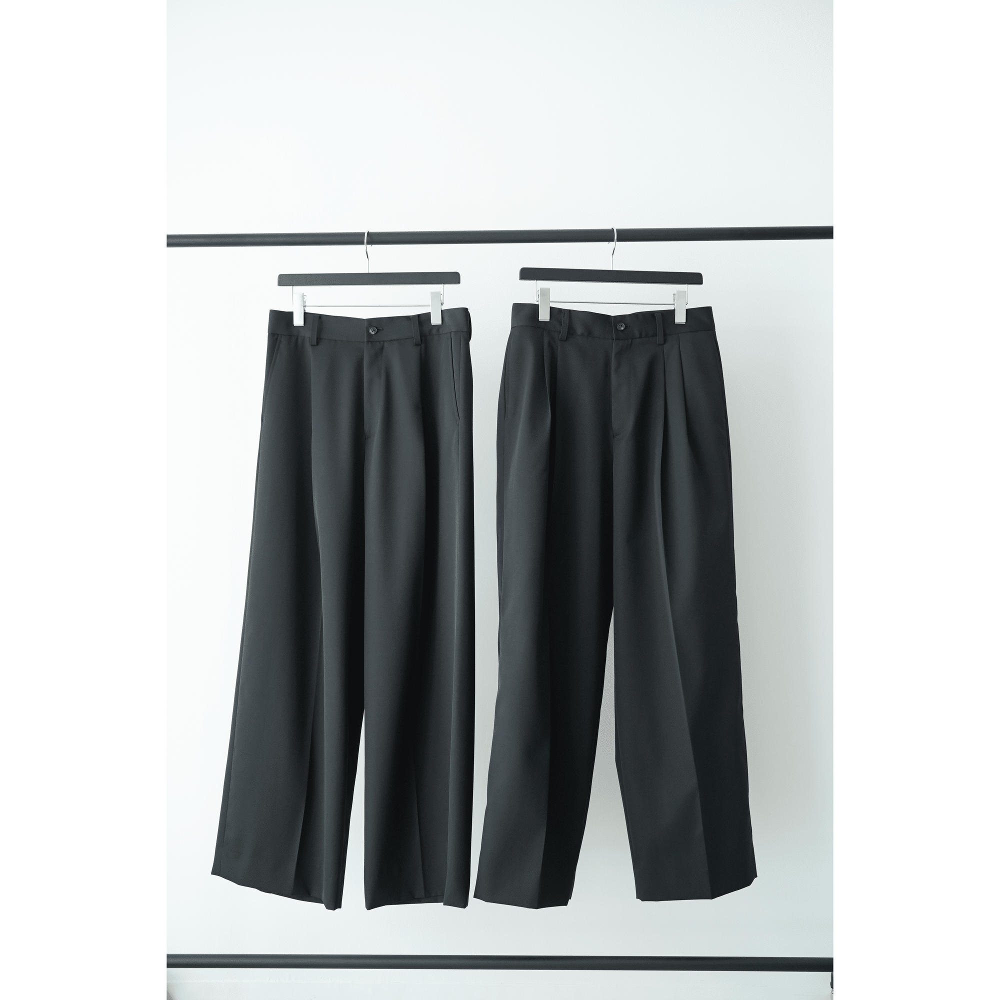 どちらか悩むときに。ssstein(シュタイン) Extra Wide Trousers/Long
