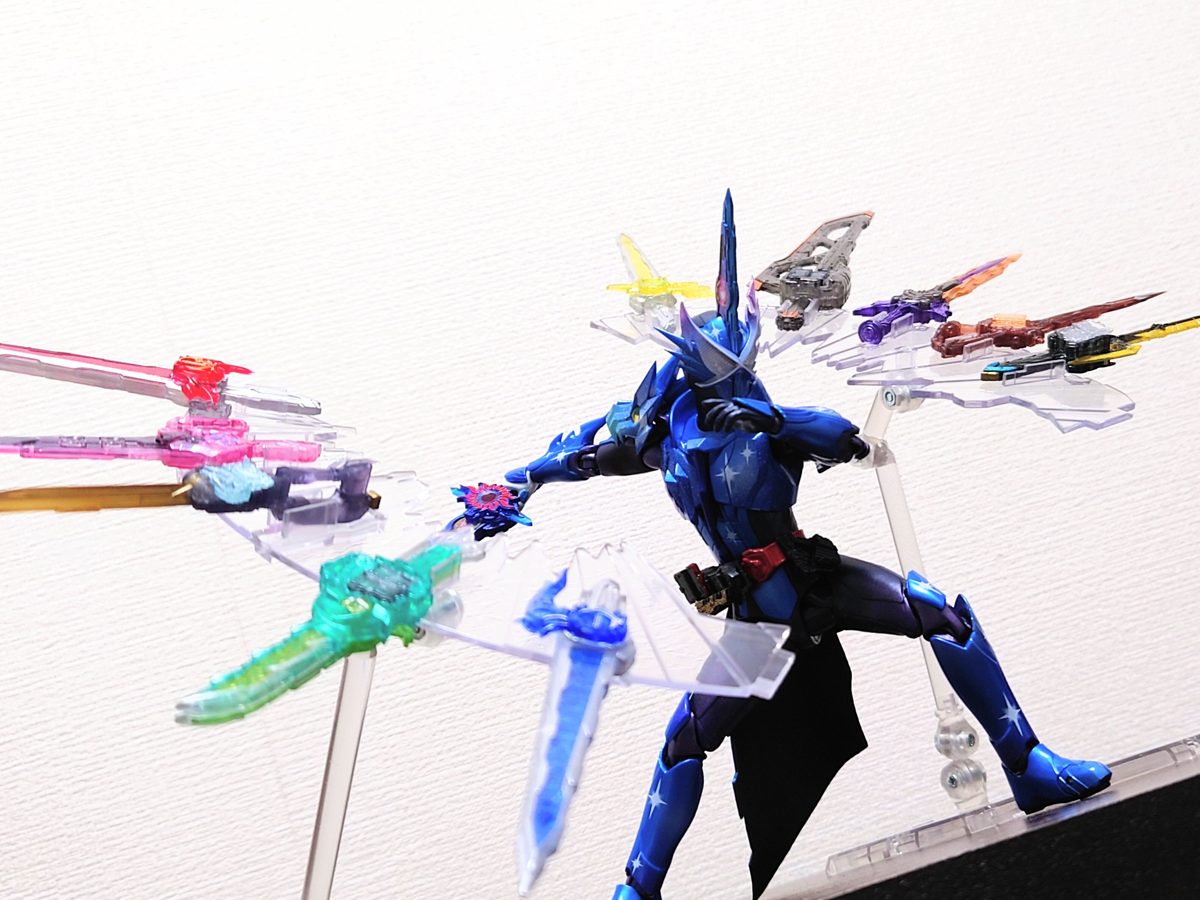 S.H.Figuarts 仮面ライダークロスセイバー+10聖剣セット