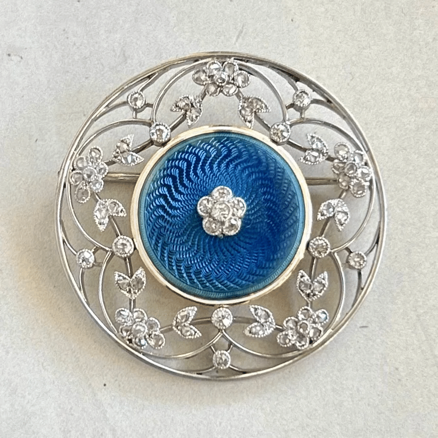 黒田 美紀のアンティーク・ストーリーギロッシェ・エナメル・ブローチ