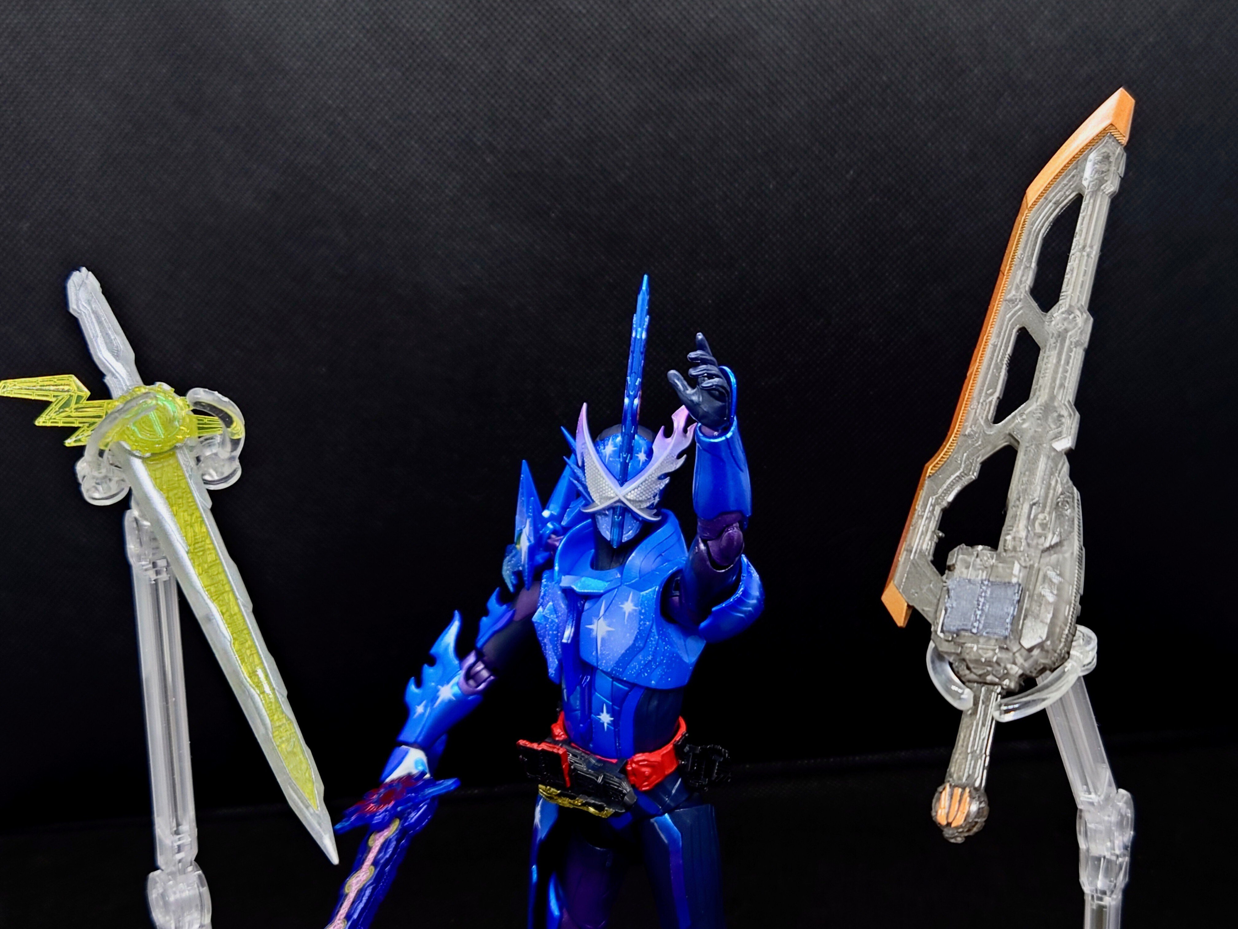 SHFiguarts 仮面ライダー クロスセイバー 10聖剣セット S.H.Figuarts 仮面ライダークロスセイバー10聖剣セット | 魂ウェブ