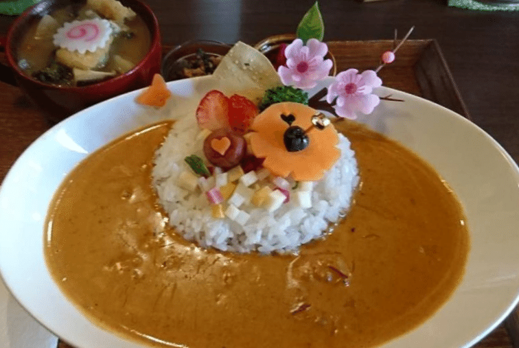 カレーの街神田神保町カレー店巡り | ―洋食膳海カレーTAKEUCHI 神保町