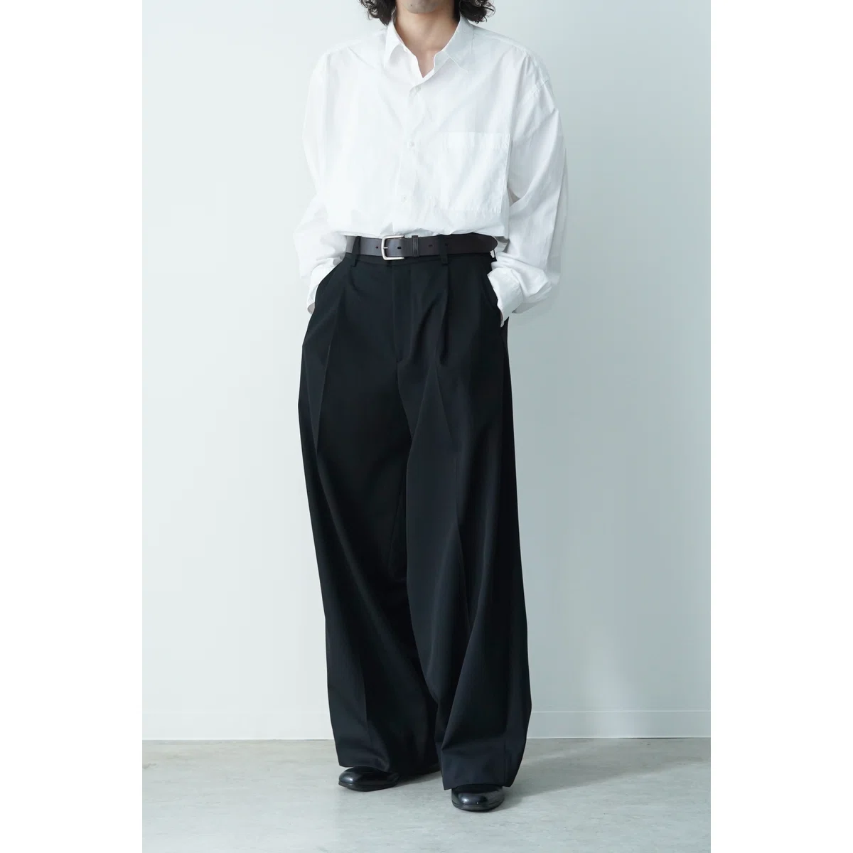 どちらか悩むときに。ssstein(シュタイン) Extra Wide Trousers/Long