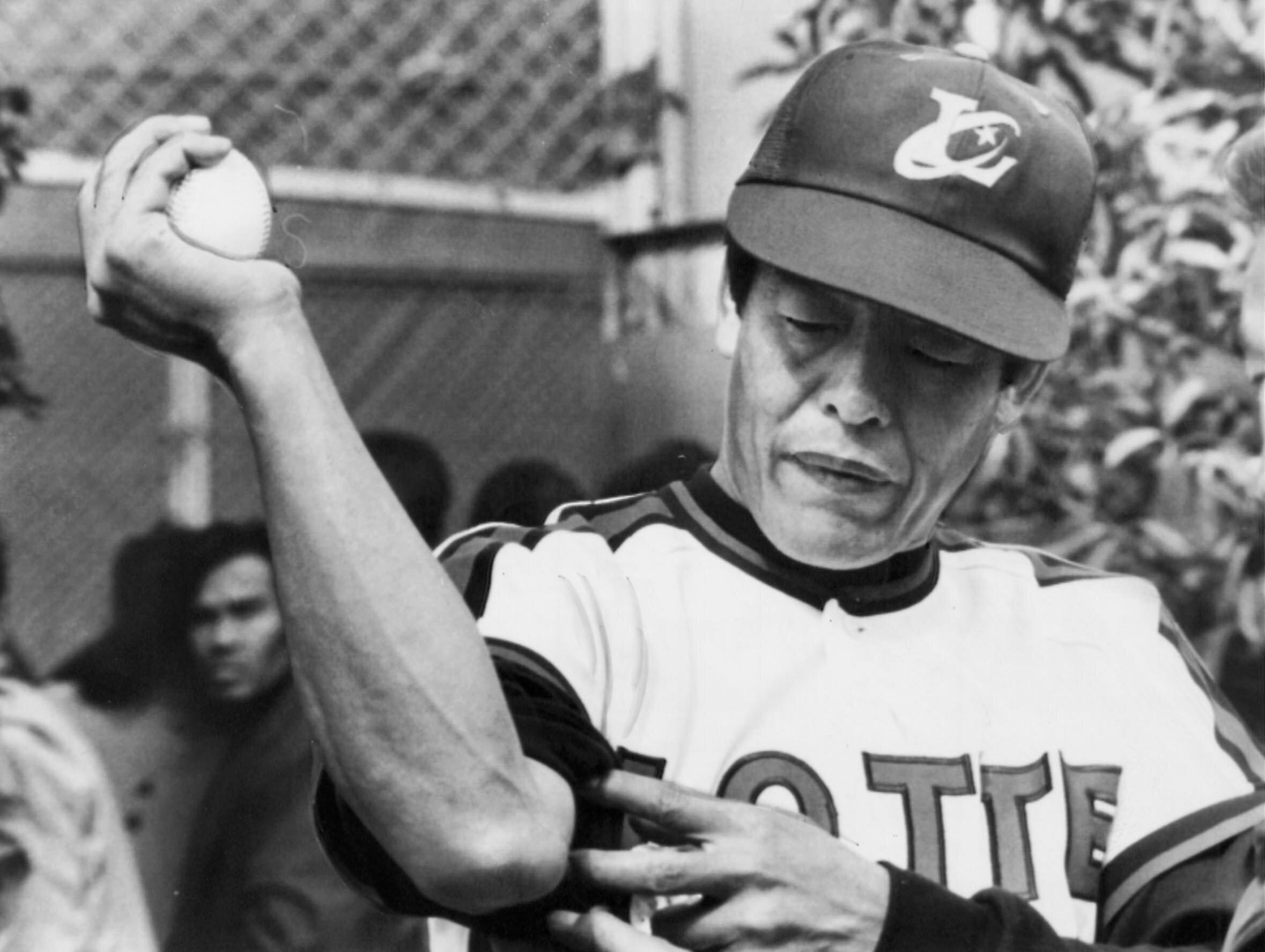 1990年10月13日、涙雨ふる川崎球場で村田兆治さんとともに引退【袴田