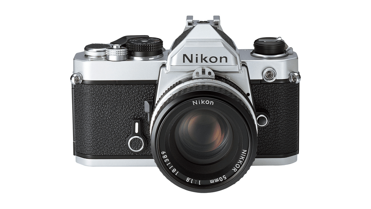 キャノン　高級一眼レフカメラ　1980年代購入 Canon New F-1／合体するカメラ 80年代を代表する一眼レフ