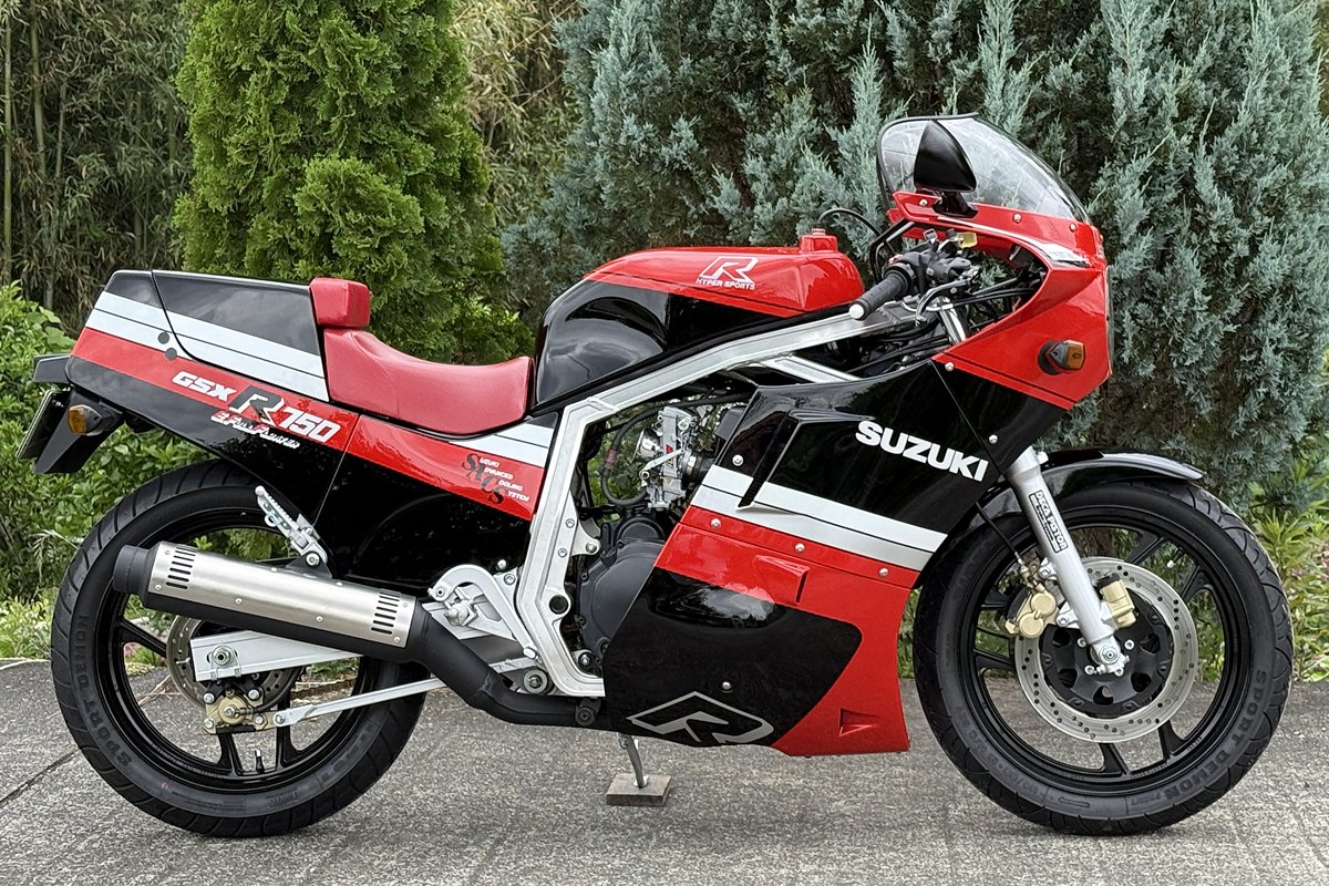 GSX-R750 GR71F用シングルシートカウル GSX-R750 GR71F用シングルシートカウル