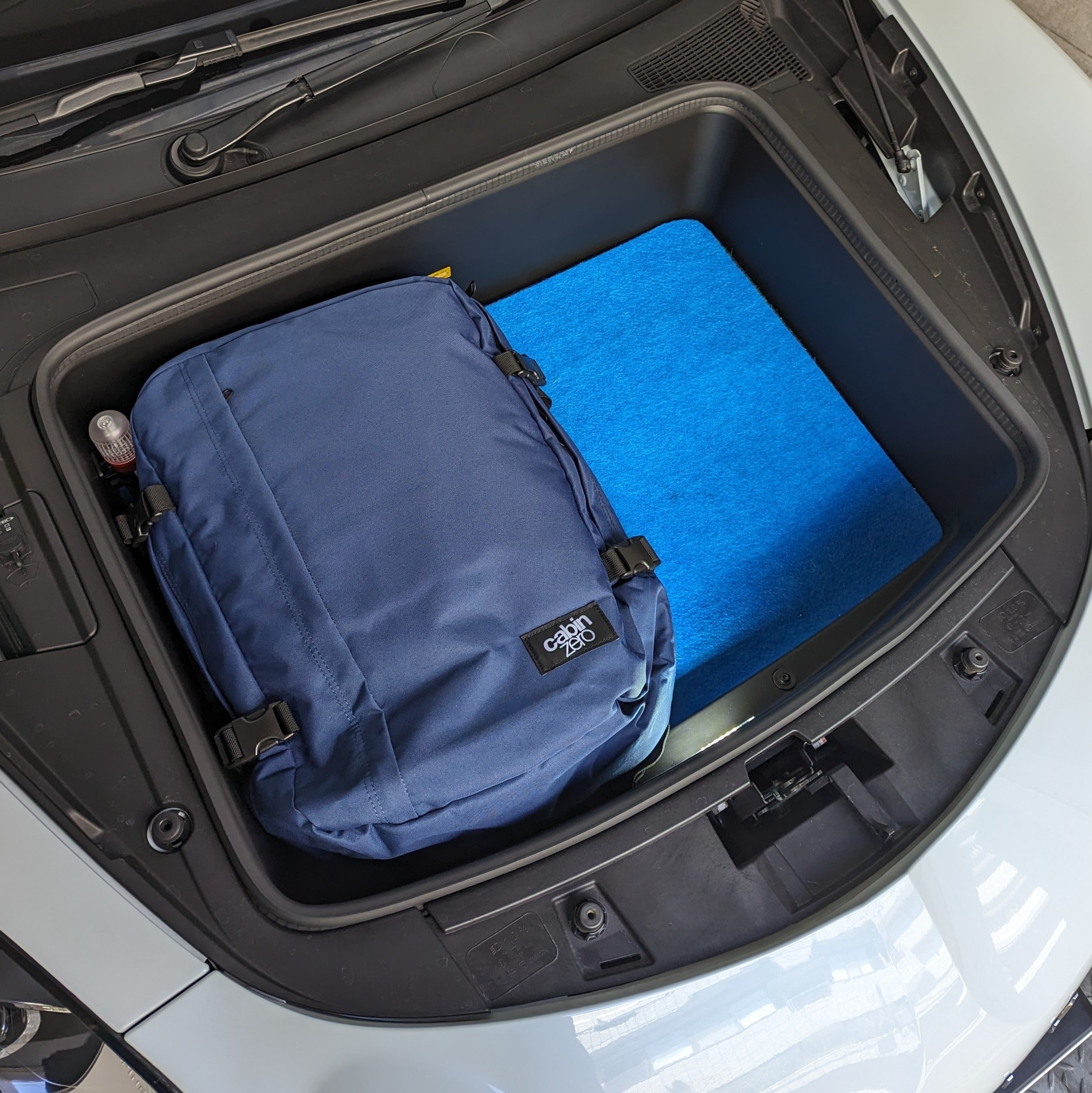 アルピーヌA110用　トランクスーツケース A110、フロントに入るものあれこれ｜パーセックモータース