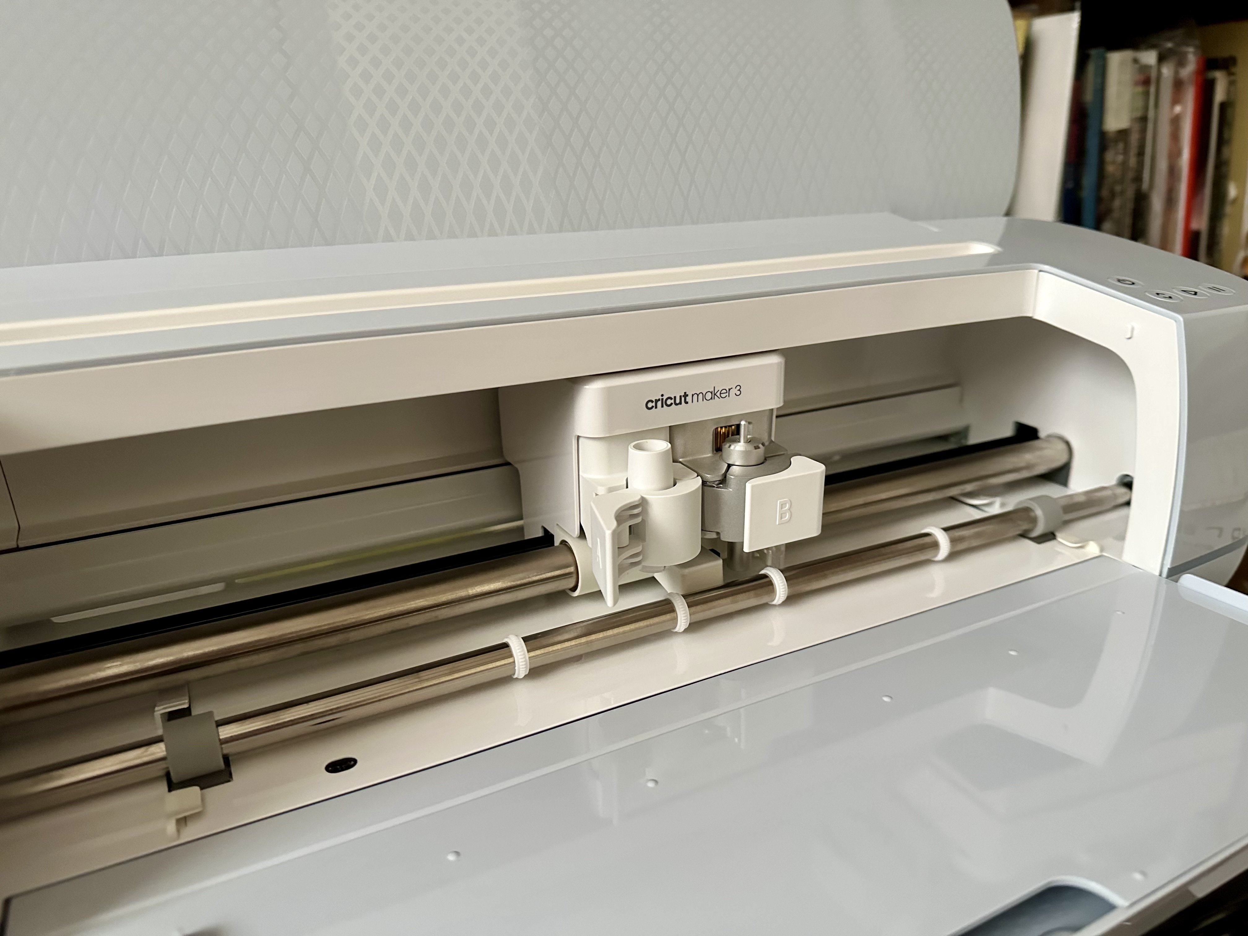 クリカットメーカー3　cricut maker3 カッティングマシン 楽天市場】【国内正規品】Cricut Maker 3 (クリカット メーカー3