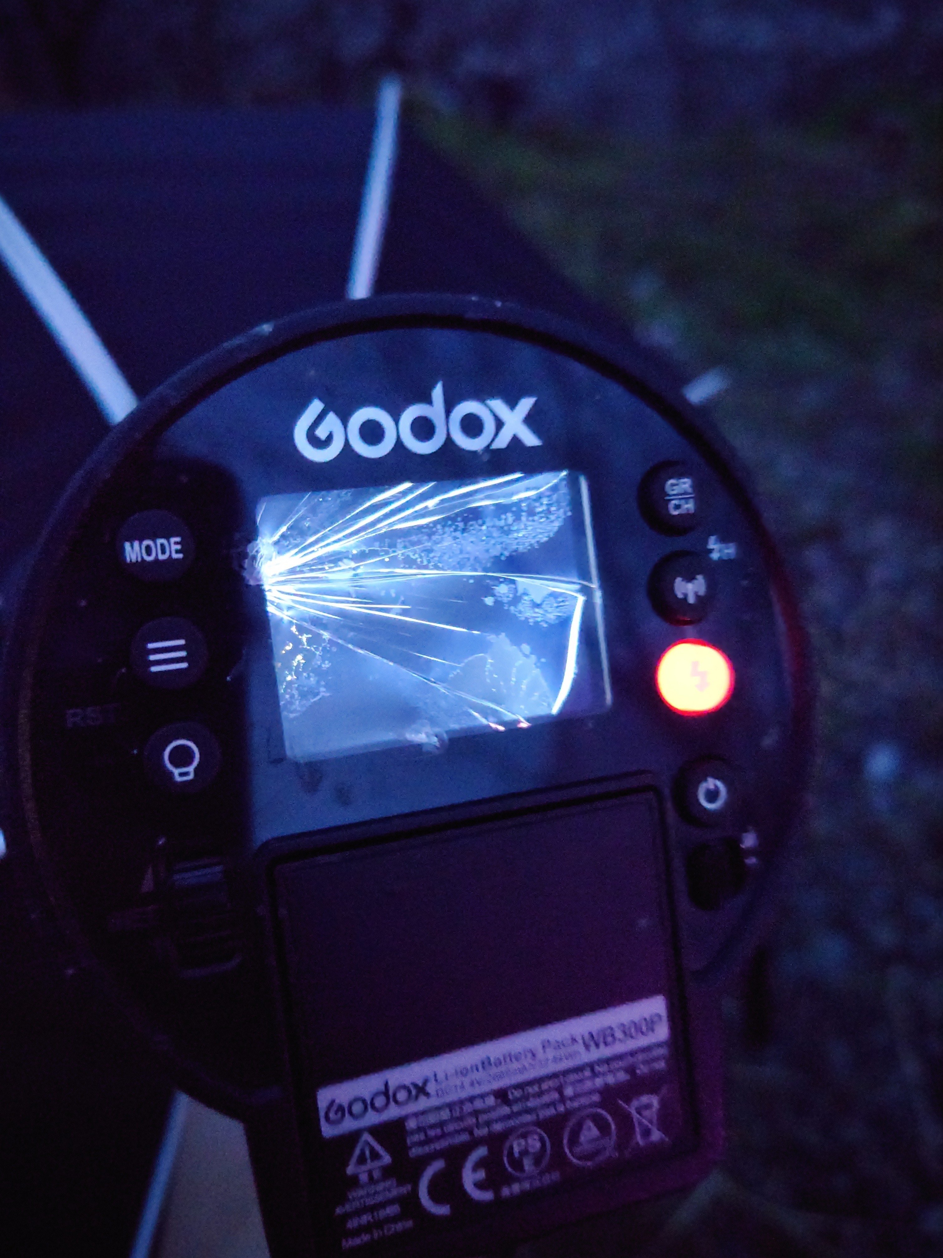 画面ヒビあり　1万円即決 画面ヒビあり 1万円即決