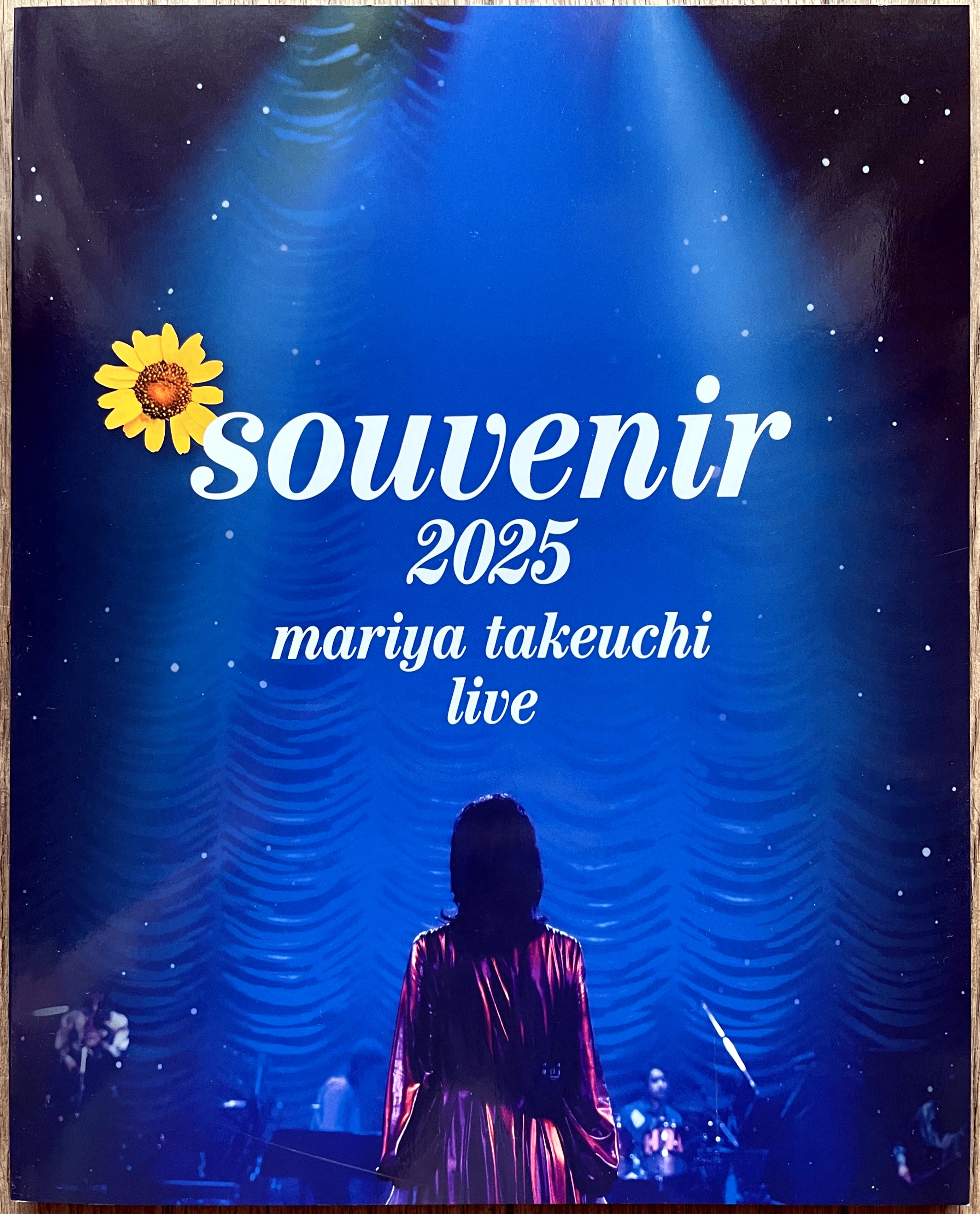 【新品】竹内まりや souvenir 2025 東京公演限定 アルミプレート souvenir2025 – 竹内まりや ONLINE SHOP