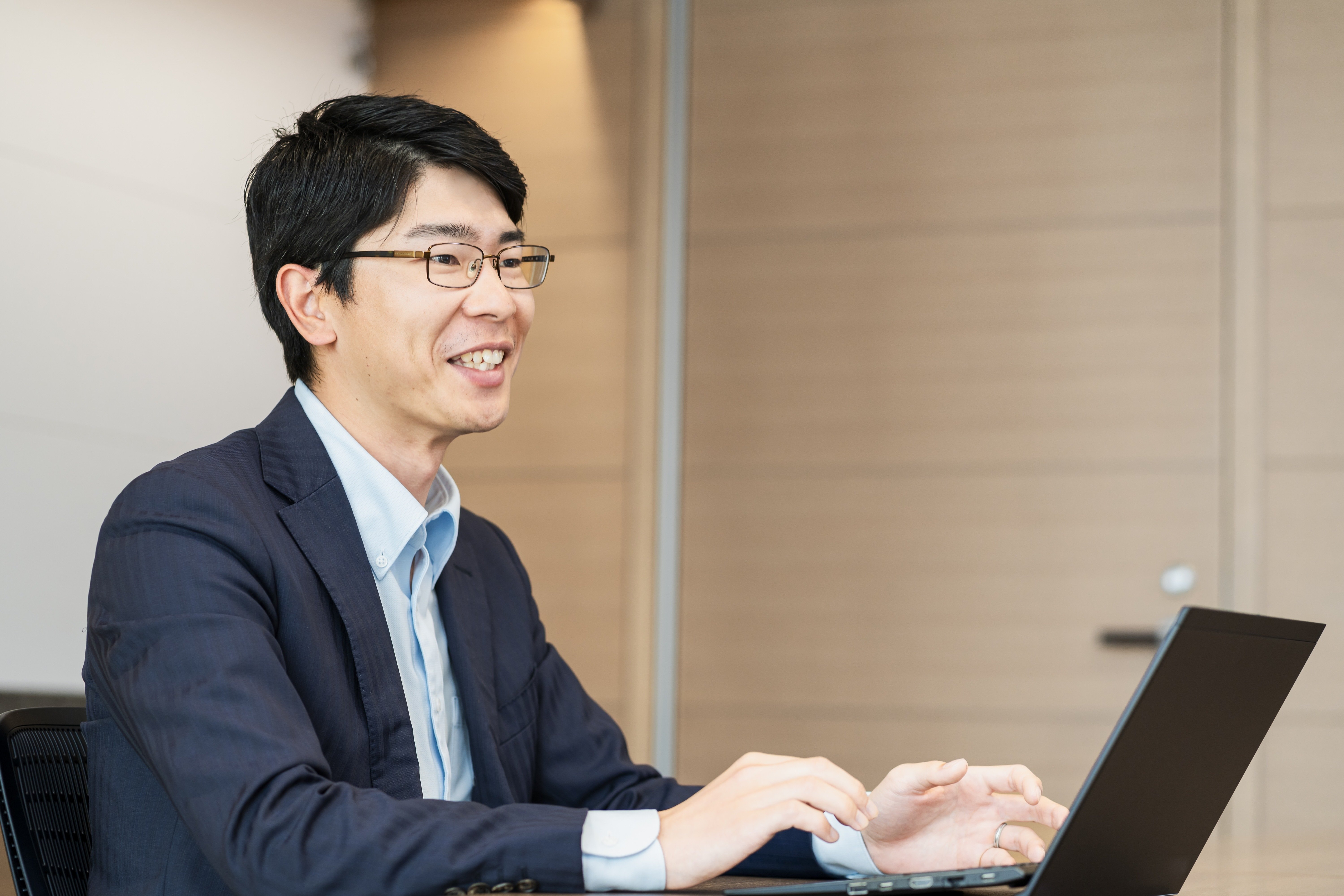 挑戦を応援する土壌が魅力、異業種からの転職で見つけた法人営業の面白