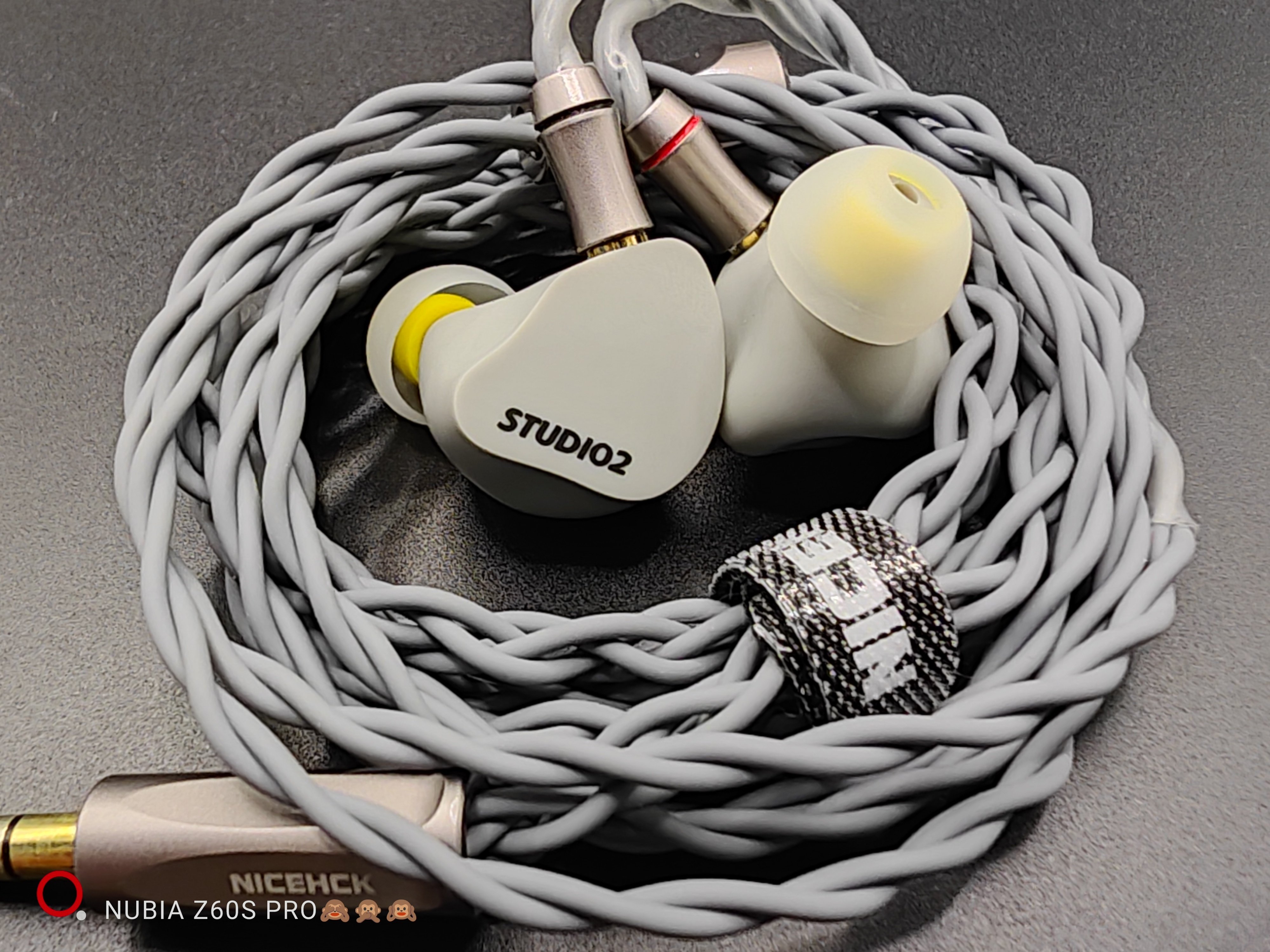 [美品] Softears Studio 2／2BAモニターイヤホン Softears Studio2 2BA In-Ear Earphone