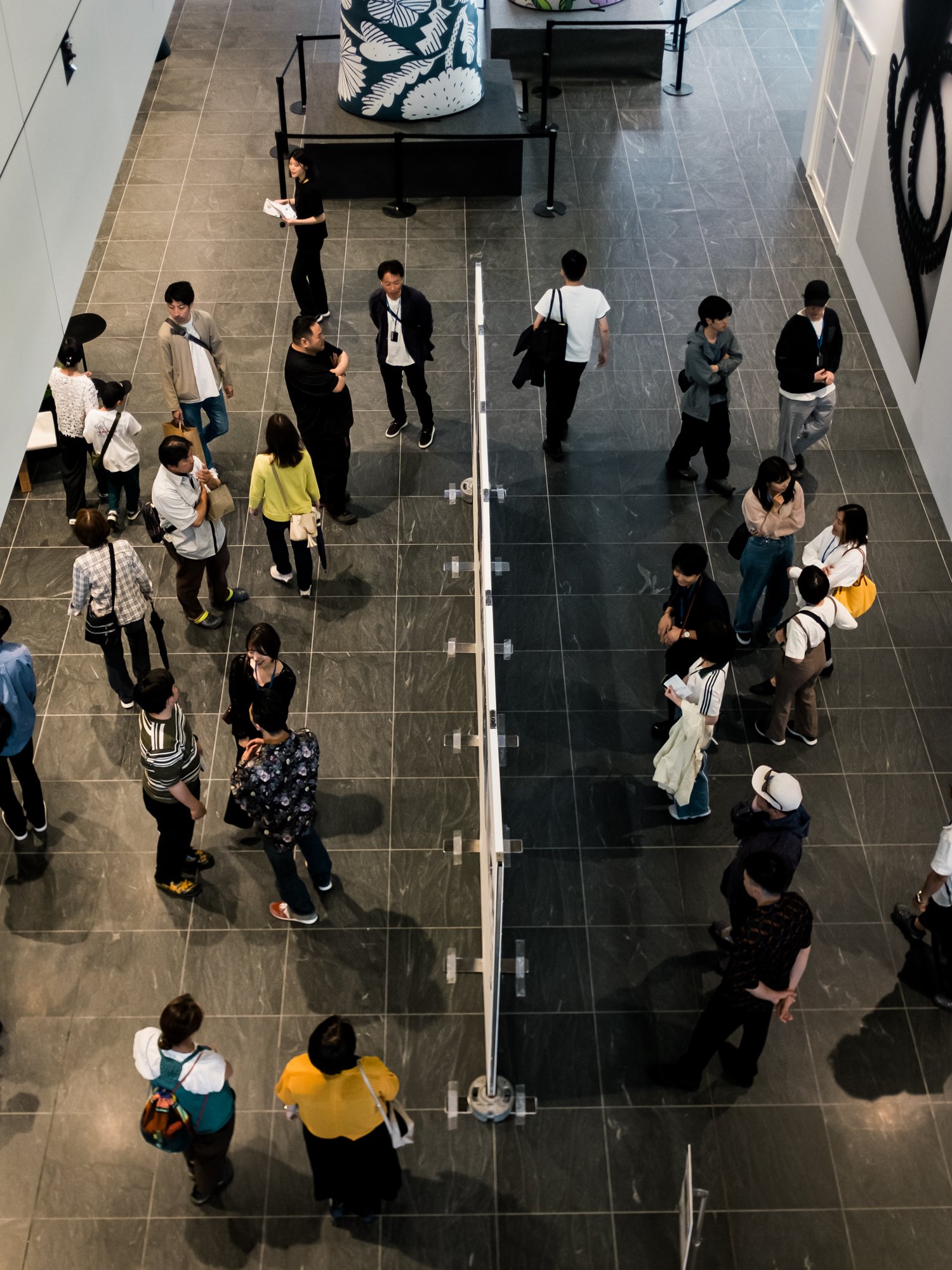 結局、どうやって稼いでるのか分からなかった -photo poster project