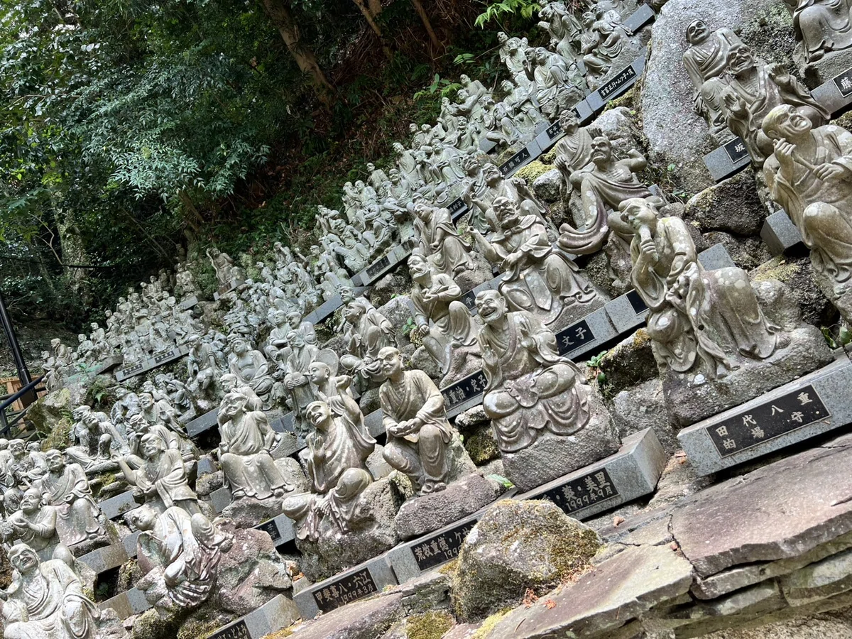 福岡 涅槃像｜ニュートン