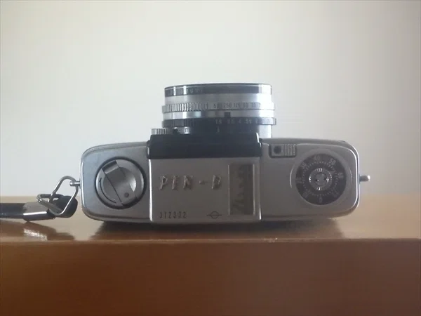 OLYMPUS PEN-D / F.Zuiko 3.2cm F1.9 柳ケ瀬商店街｜いつかどこかで