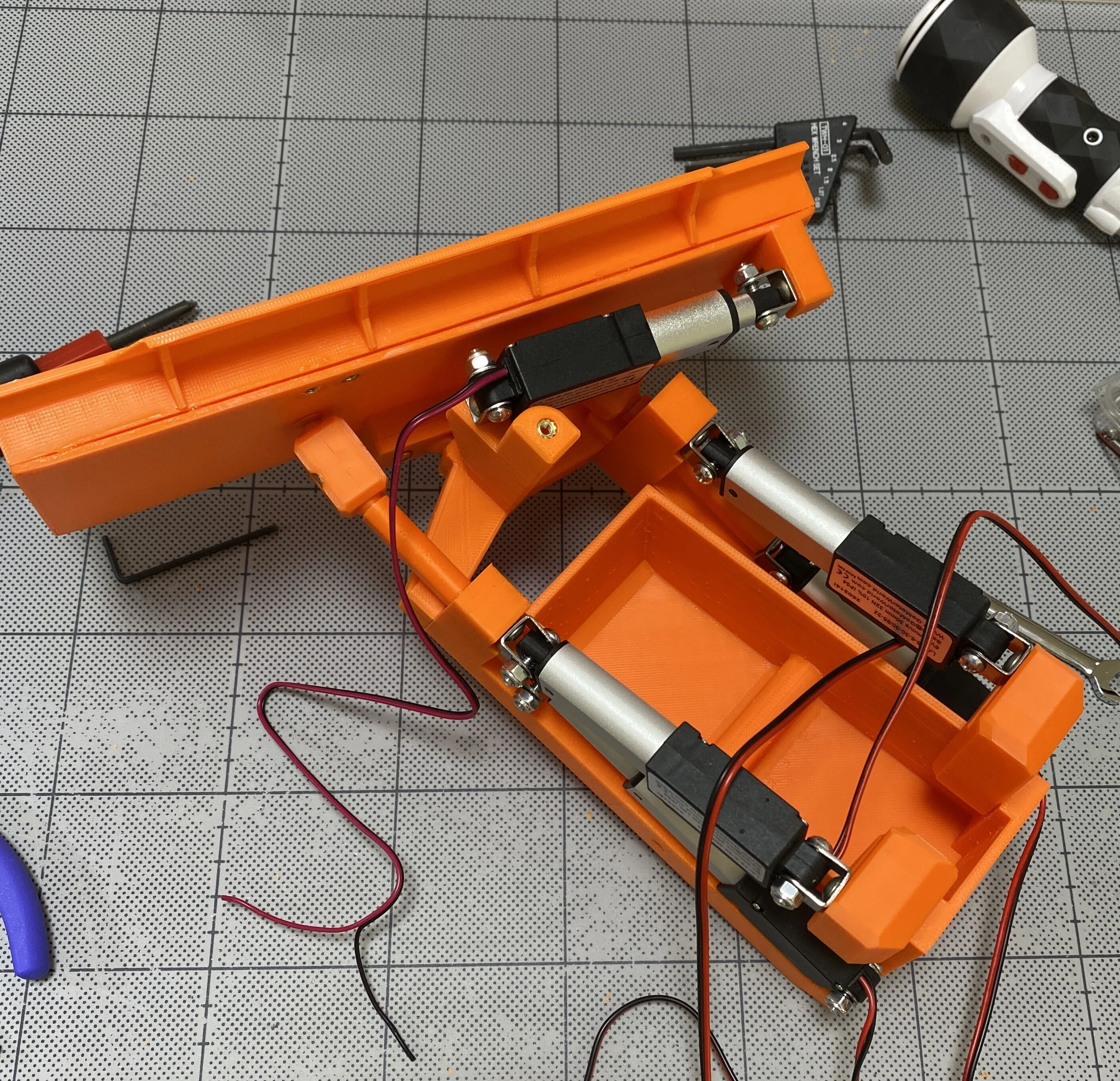 51. ブルドーザーの製作（3）ブレード｜機械好きネコ