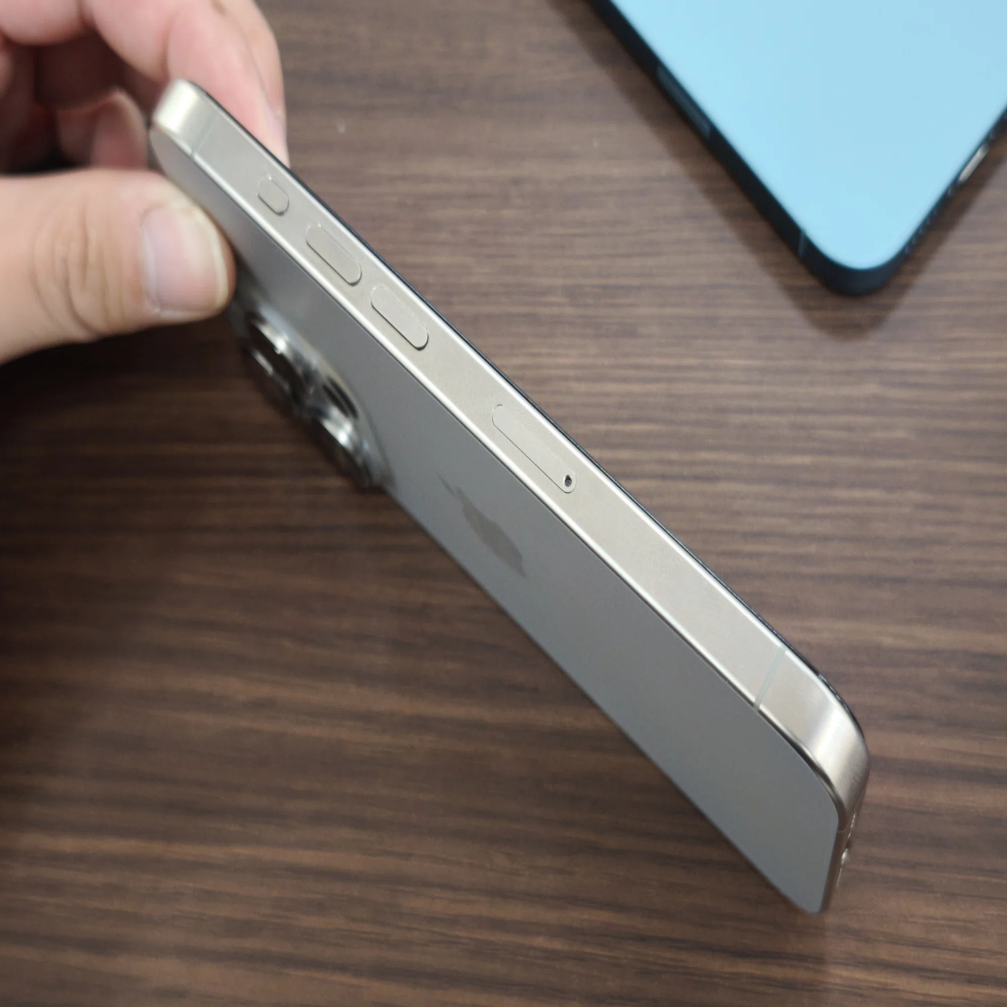 既に型落ち。だけどこれがいい。『iPhone 15 Pro』を最新モデル発表前 