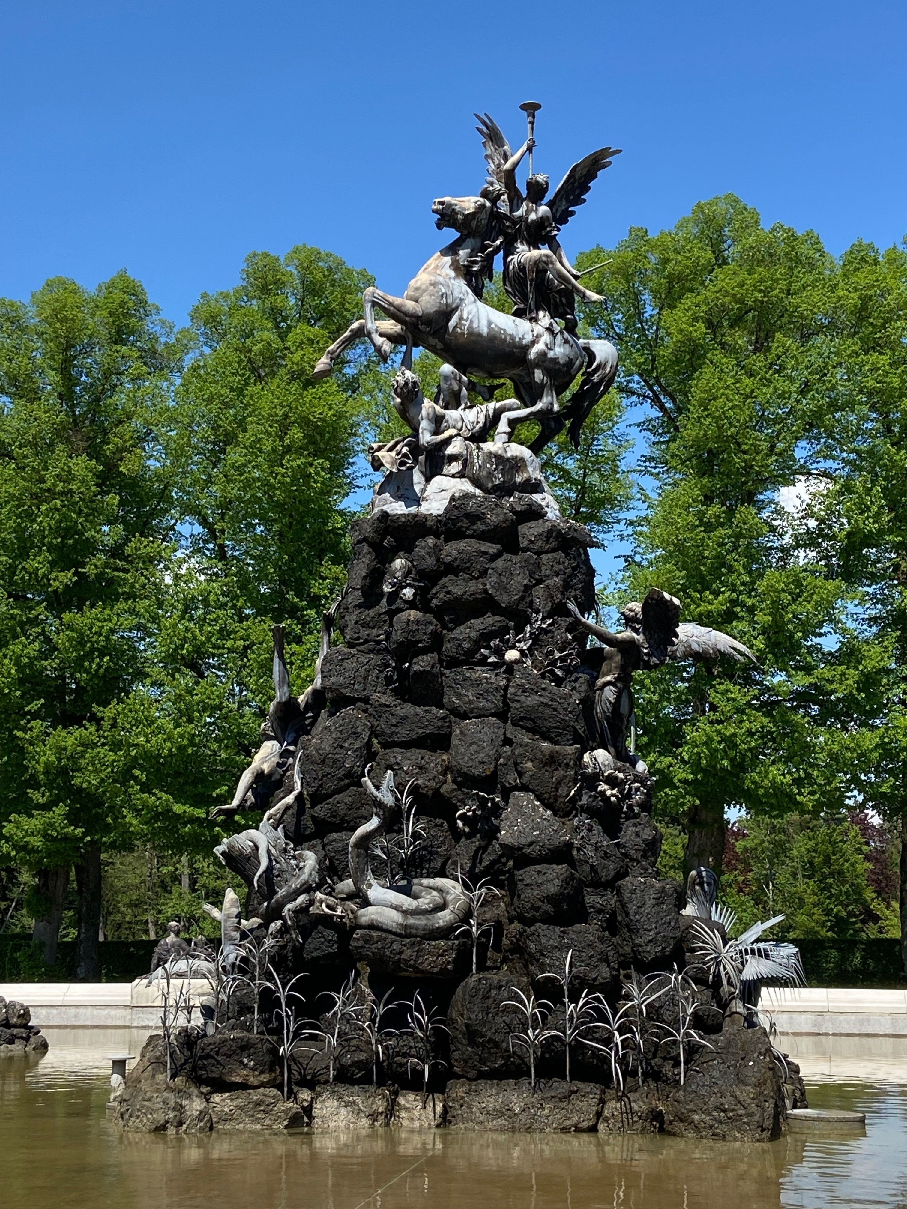 🦢人民に愛されたKINI ルートヴィヒ2世🦢美の極みの城〜ヘレンキムゼー