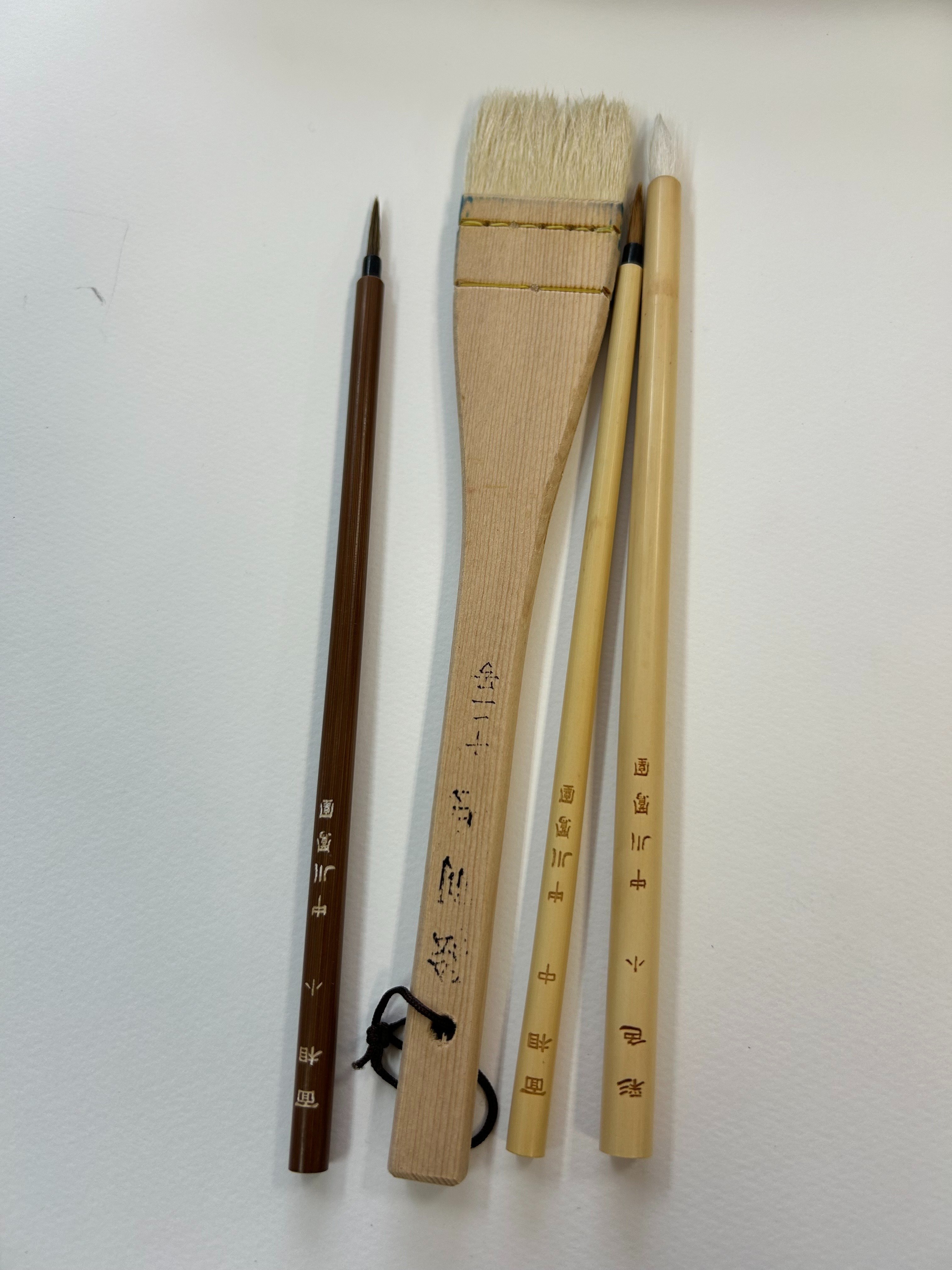 はじめまして、岩絵具。─日本画ビギナーyukieの制作日記、始まります